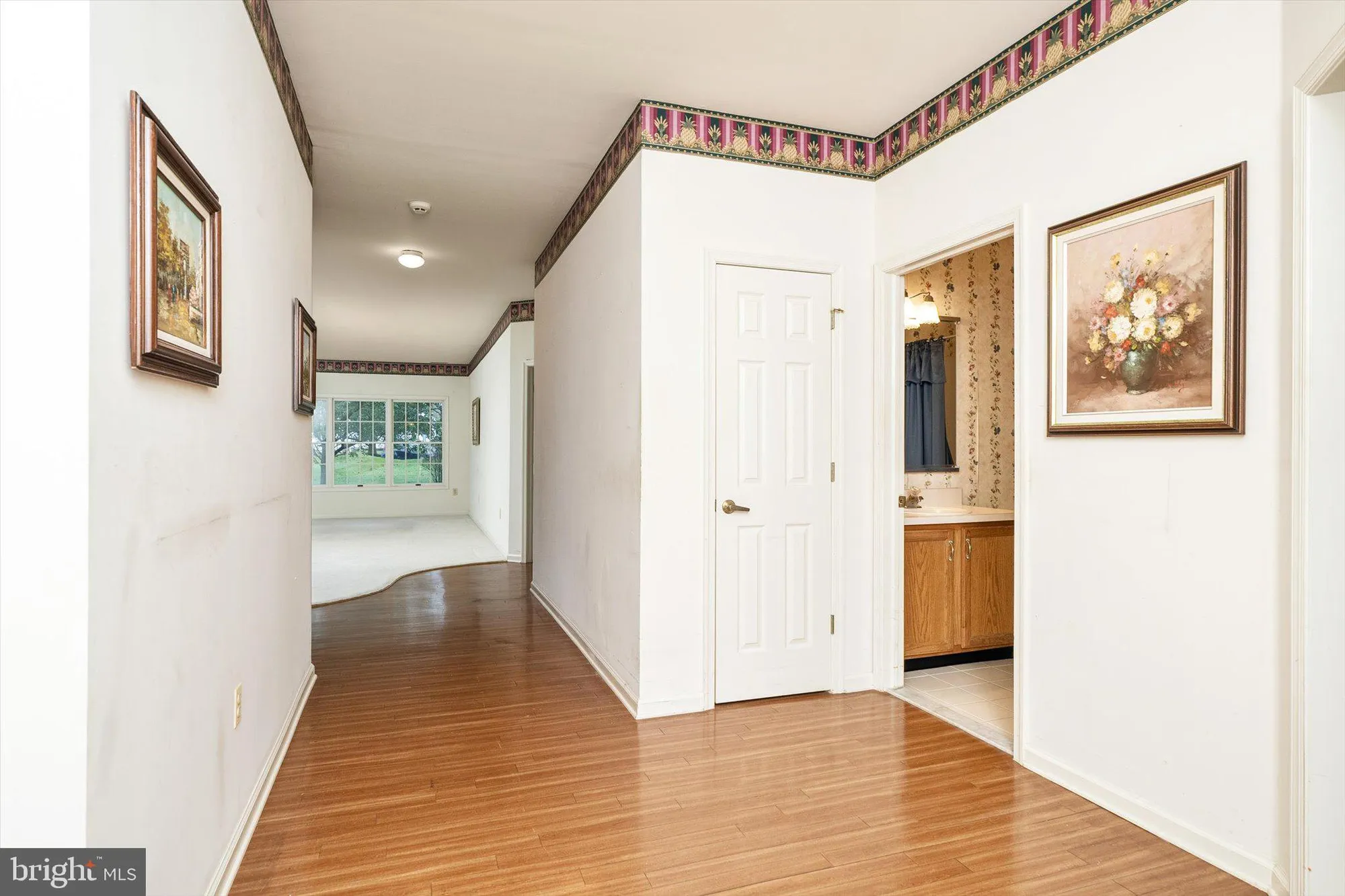 Property Slideshow image 9 of 30 | 11 covered bridge cir, Columbus, NJ, 08022