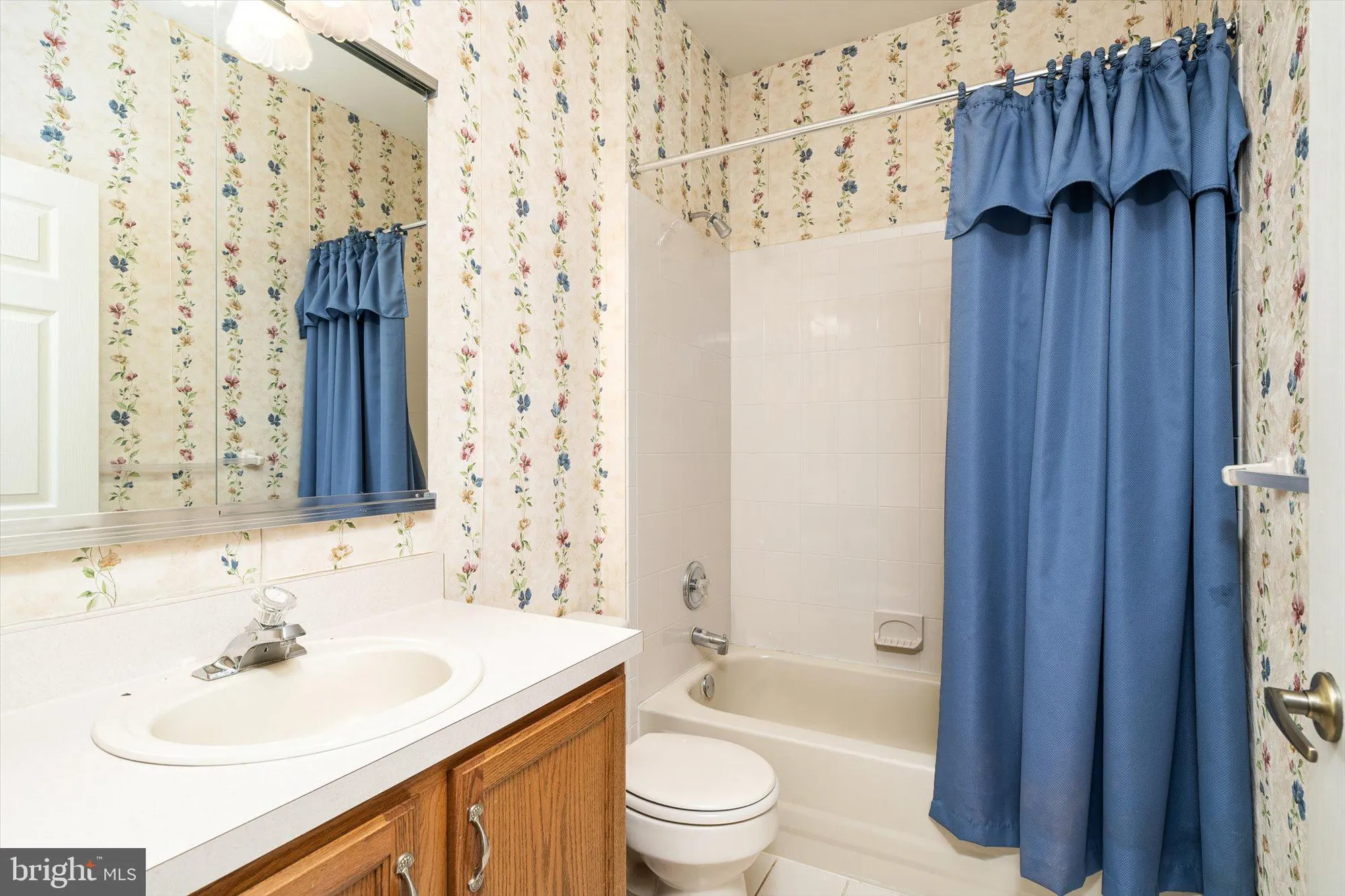 Property Slideshow image 12 of 30 | 11 covered bridge cir, Columbus, NJ, 08022