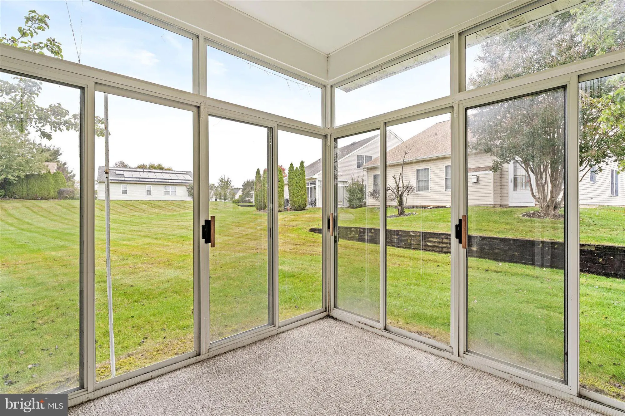 Property Slideshow image 28 of 30 | 11 covered bridge cir, Columbus, NJ, 08022