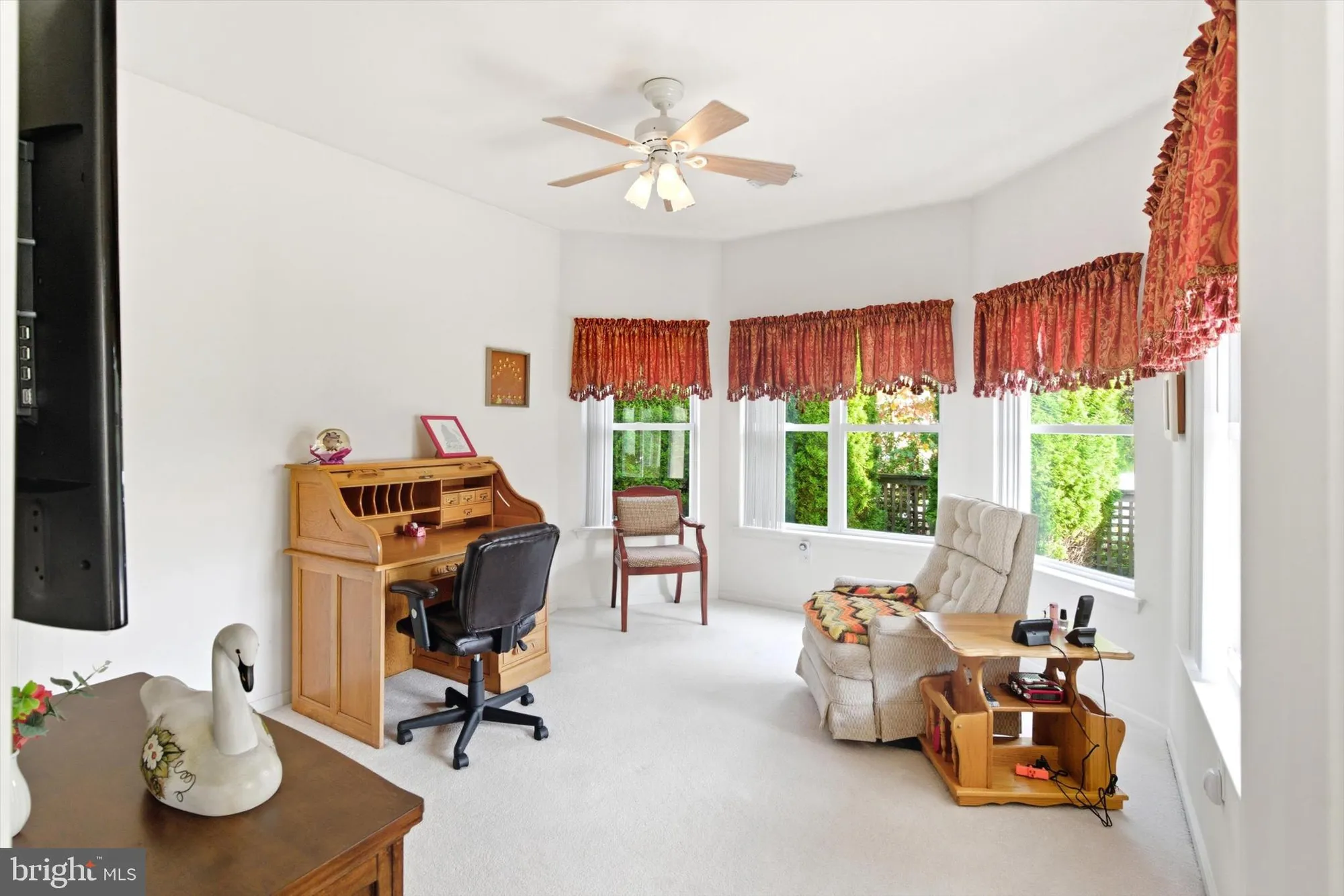 Property Slideshow image 13 of 36 | 53 lookout dr, Manahawkin, NJ, 08050