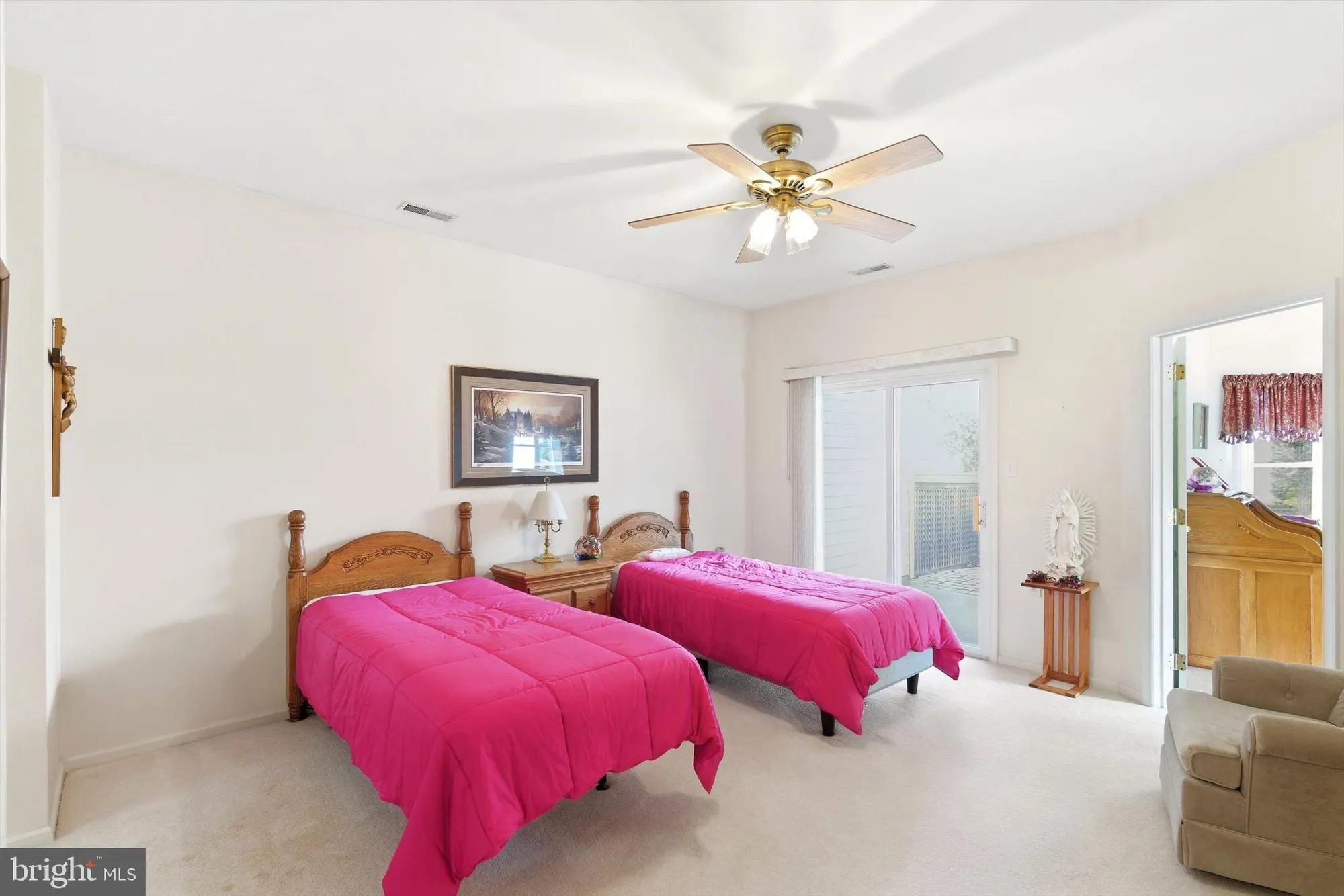 Property Slideshow image 18 of 36 | 53 lookout dr, Manahawkin, NJ, 08050