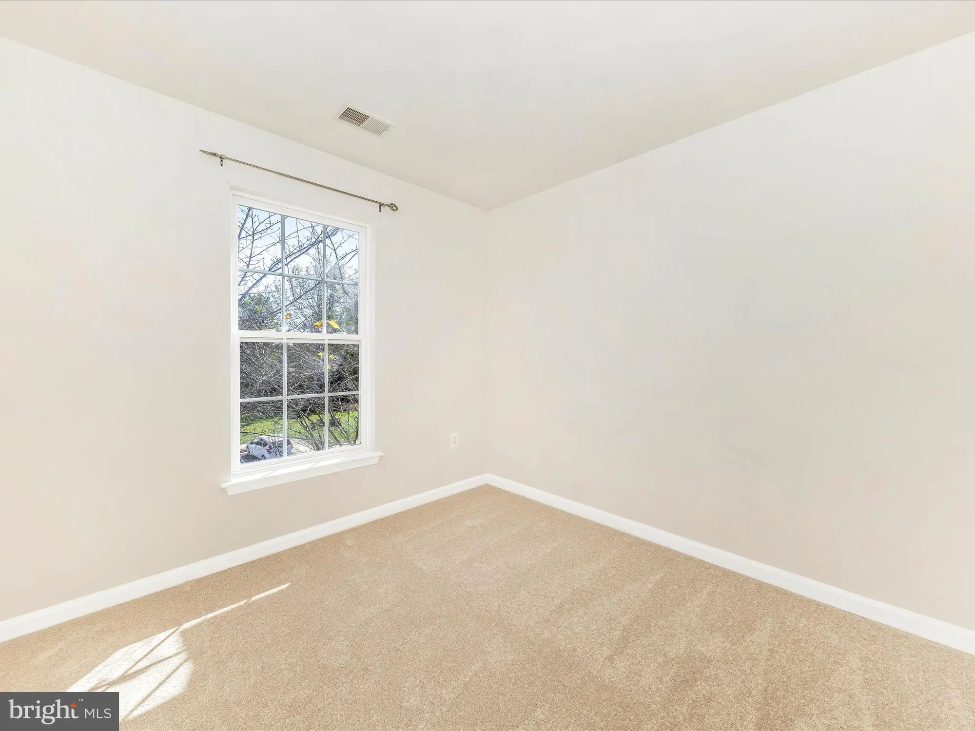 Property Slideshow image 29 of 62 | 5810 whiterose way, New Market, MD, 21774