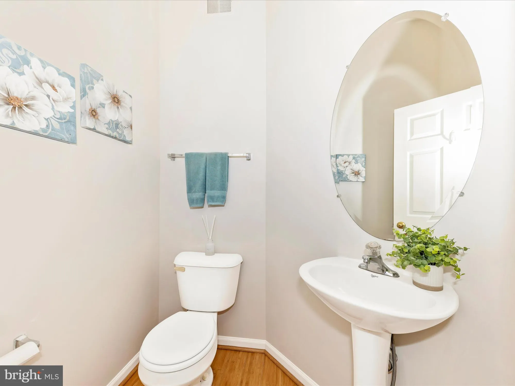 Property Slideshow image 4 of 62 | 5810 whiterose way, New Market, MD, 21774