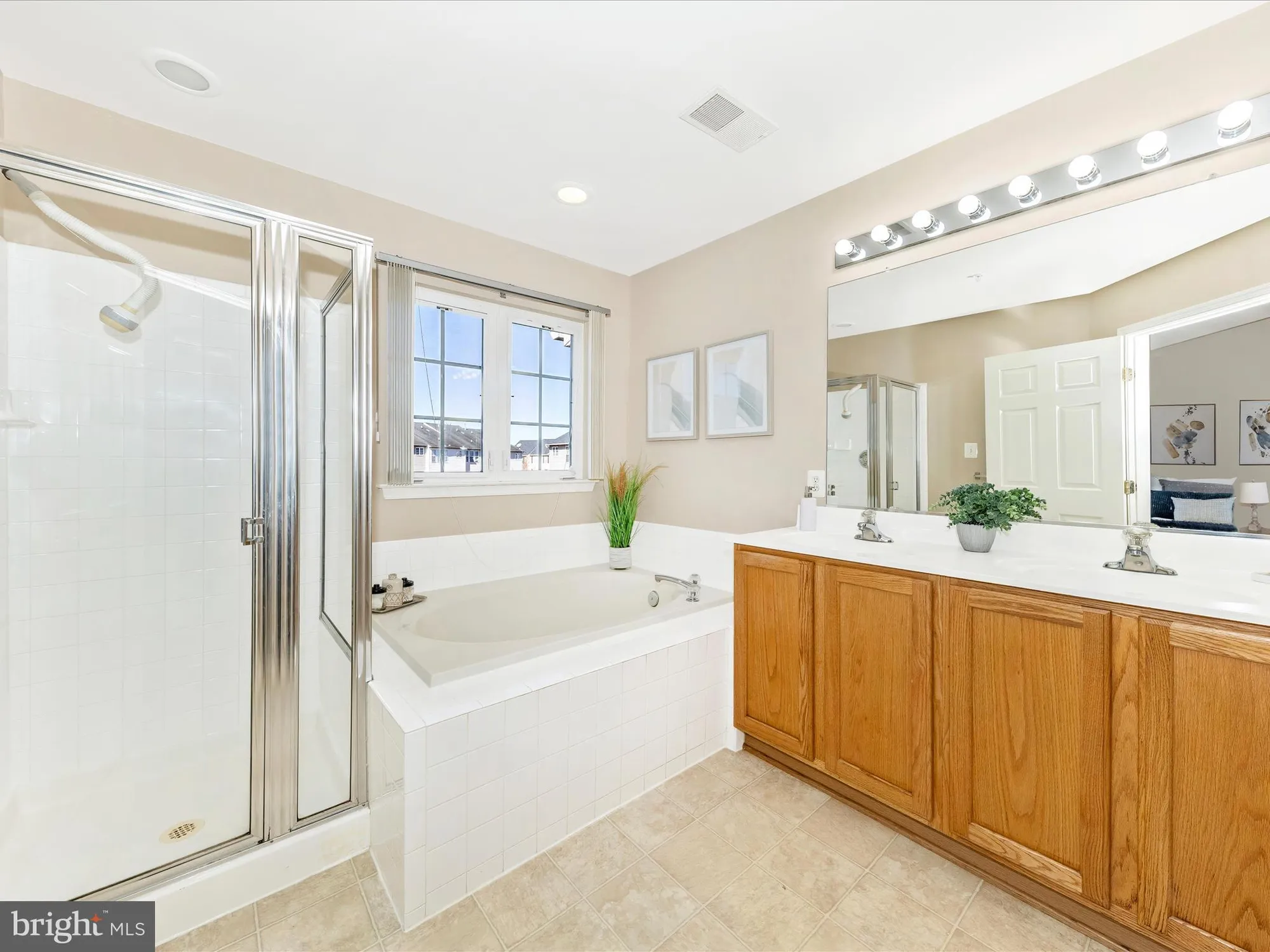 Property Slideshow image 26 of 62 | 5810 whiterose way, New Market, MD, 21774