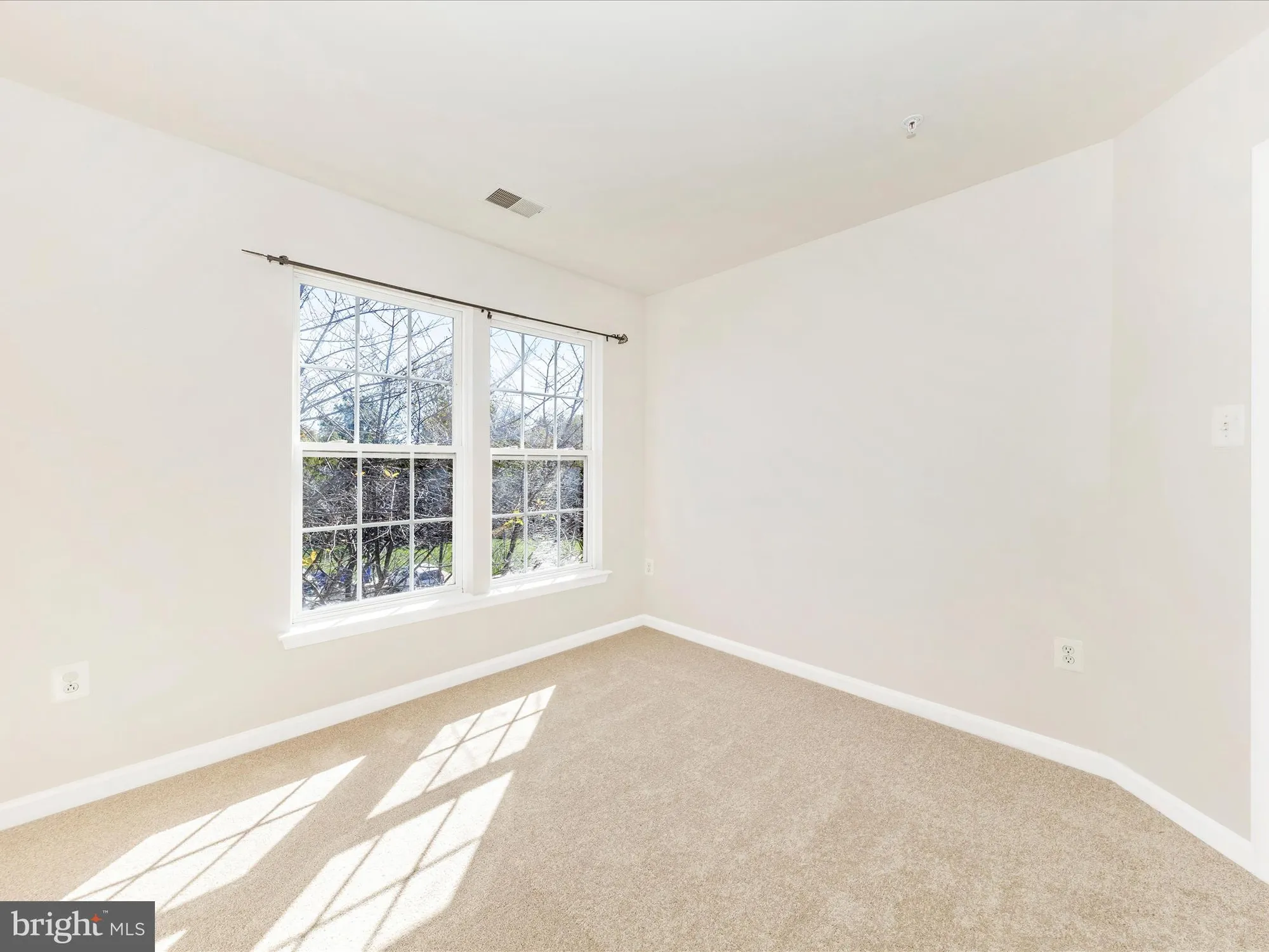Property Slideshow image 32 of 62 | 5810 whiterose way, New Market, MD, 21774