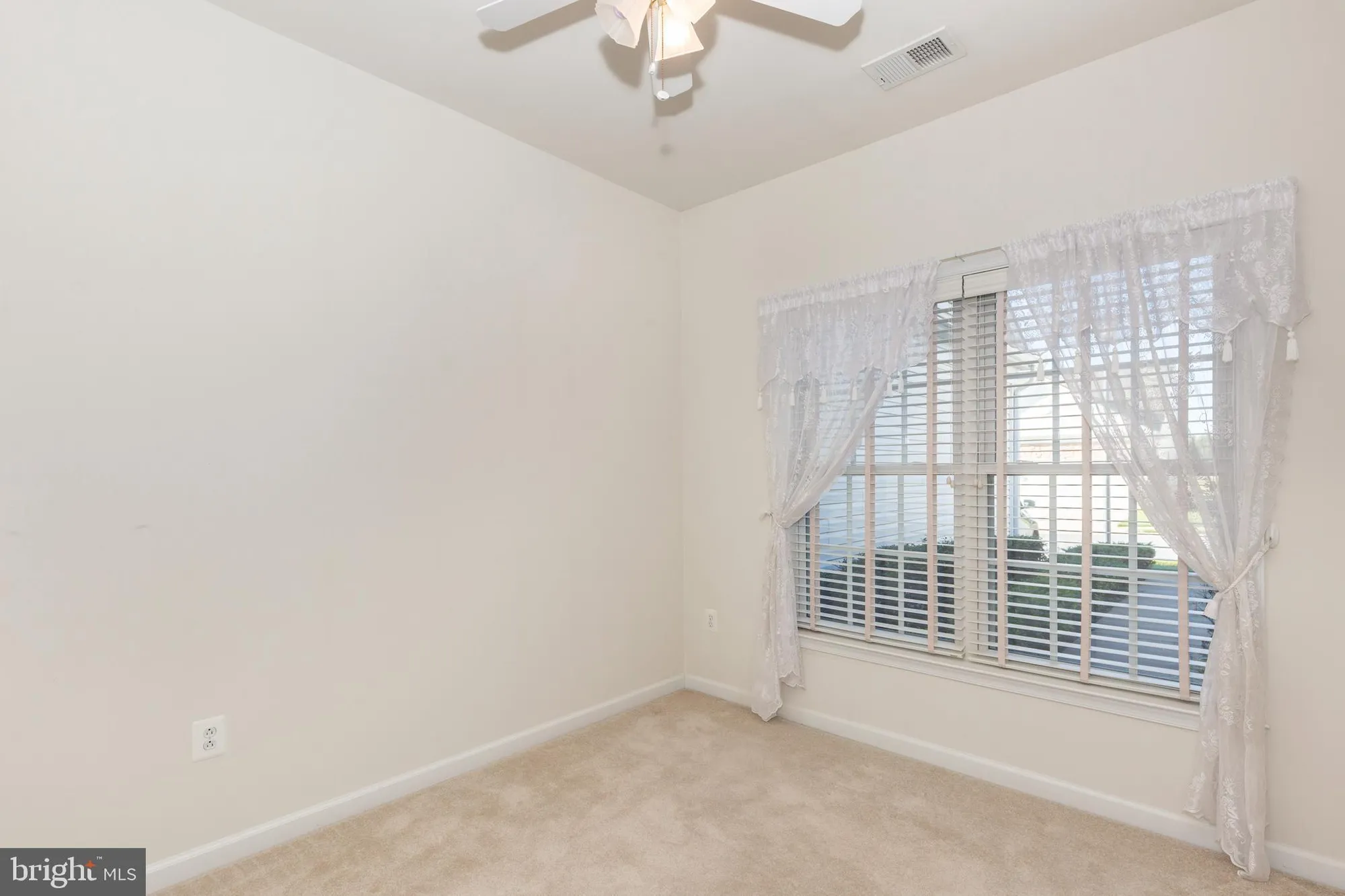 Property Slideshow image 8 of 38 | 172 saddletop dr # 364, Taneytown, MD, 21787
