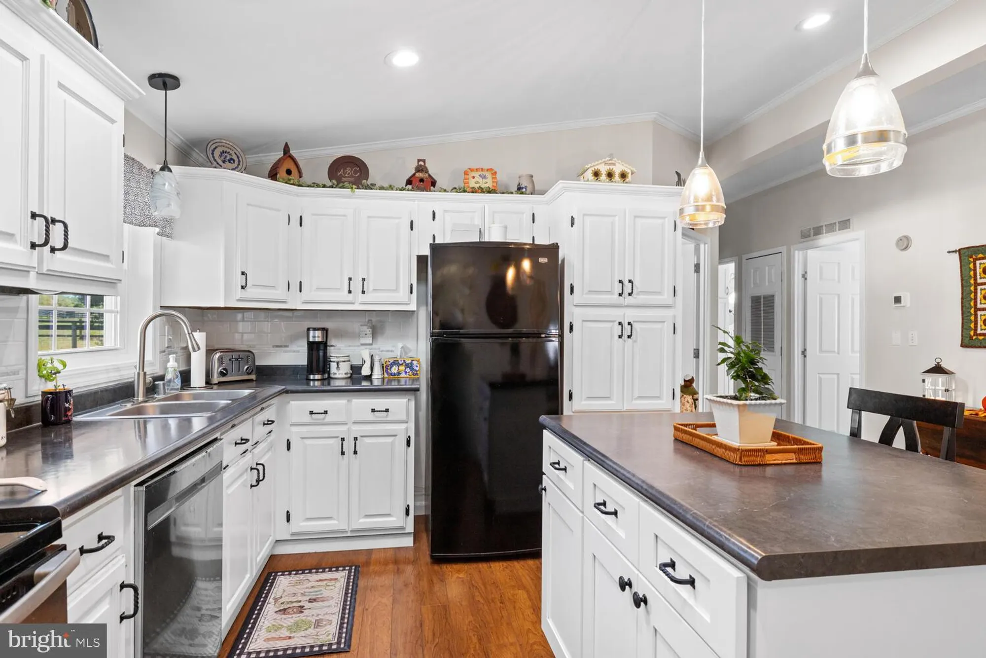 Property Slideshow image 9 of 30 | 158 grouse cir, New Hope, PA, 18938