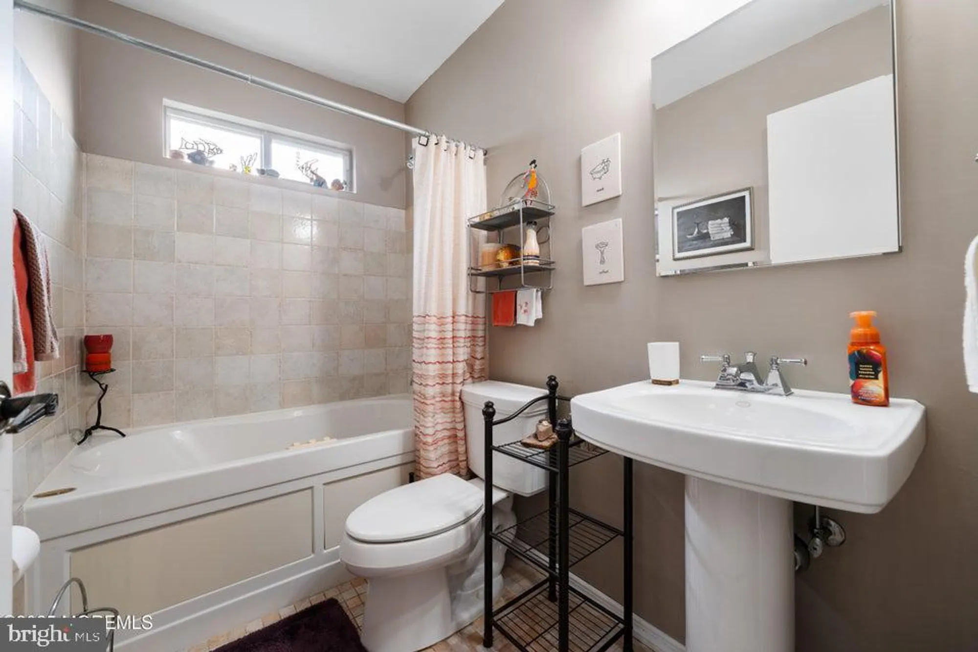 Property Slideshow image 17 of 25 | 73 red hill rd, Manchester, NJ, 08759