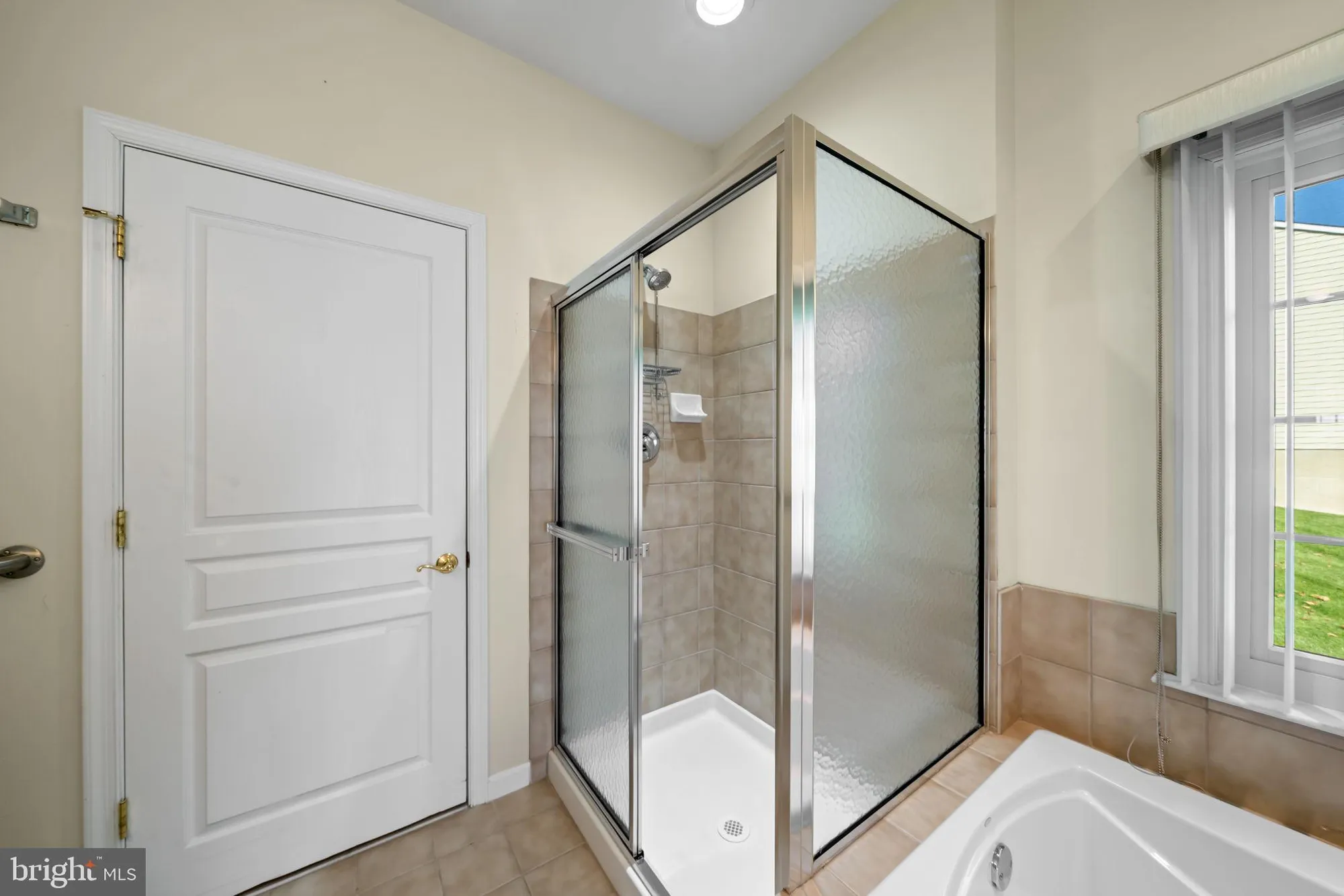 Property Slideshow image 56 of 61 | 206 joyce cir, Avondale, PA, 19311