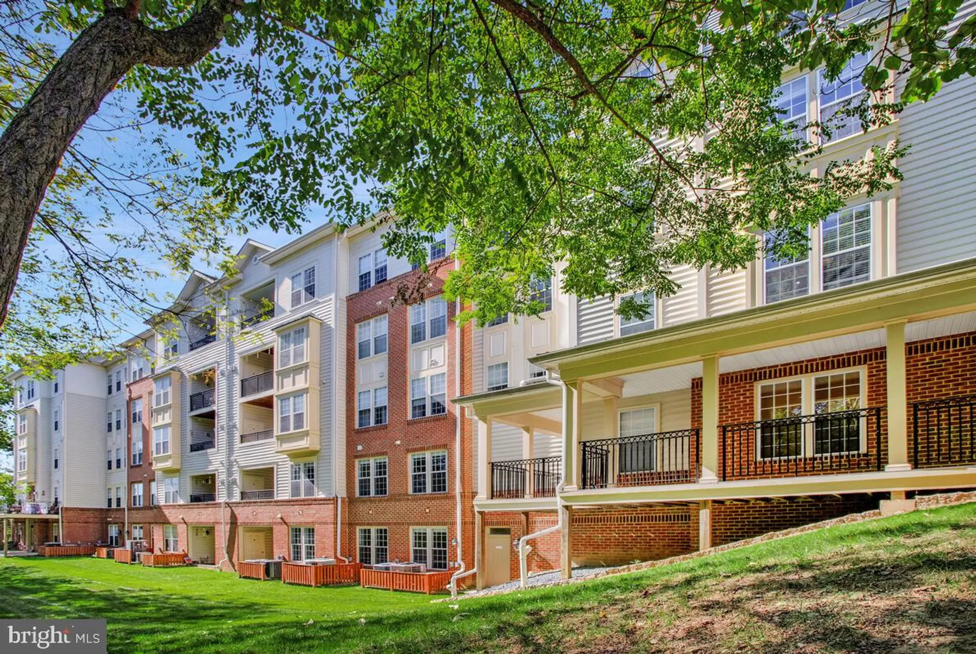 Property Slideshow image 41 of 49 | 2550 kensington gdns 205, Ellicott City, MD, 21043