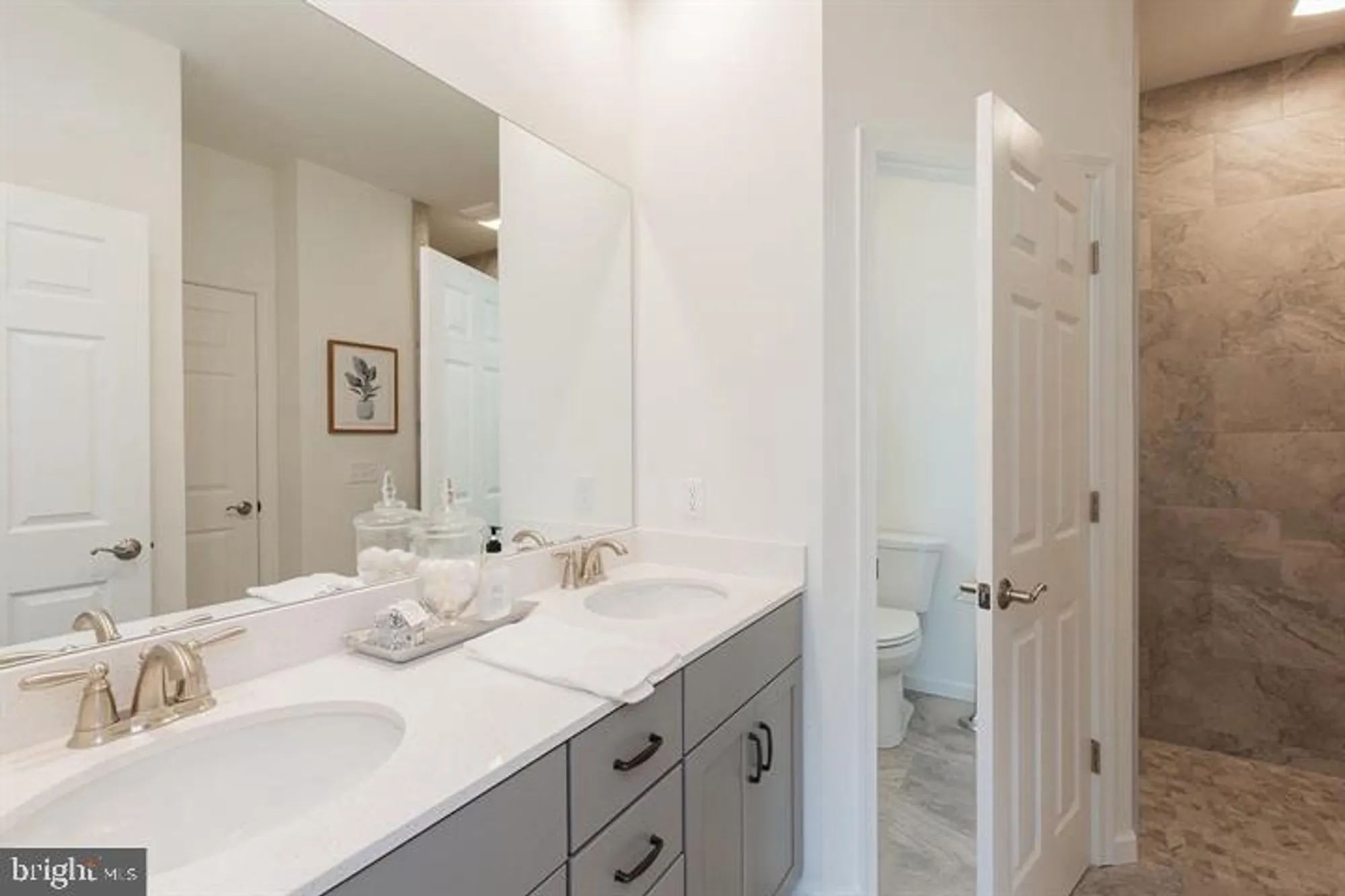 Property Slideshow image 35 of 42 | 604 greenbriar path, Cochranville, PA, 19330