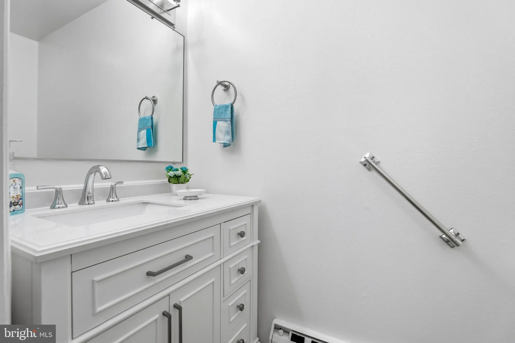 Property Slideshow image 7 of 31 | 3500 forest edge dr 15-2f, Silver Spring, MD, 20906