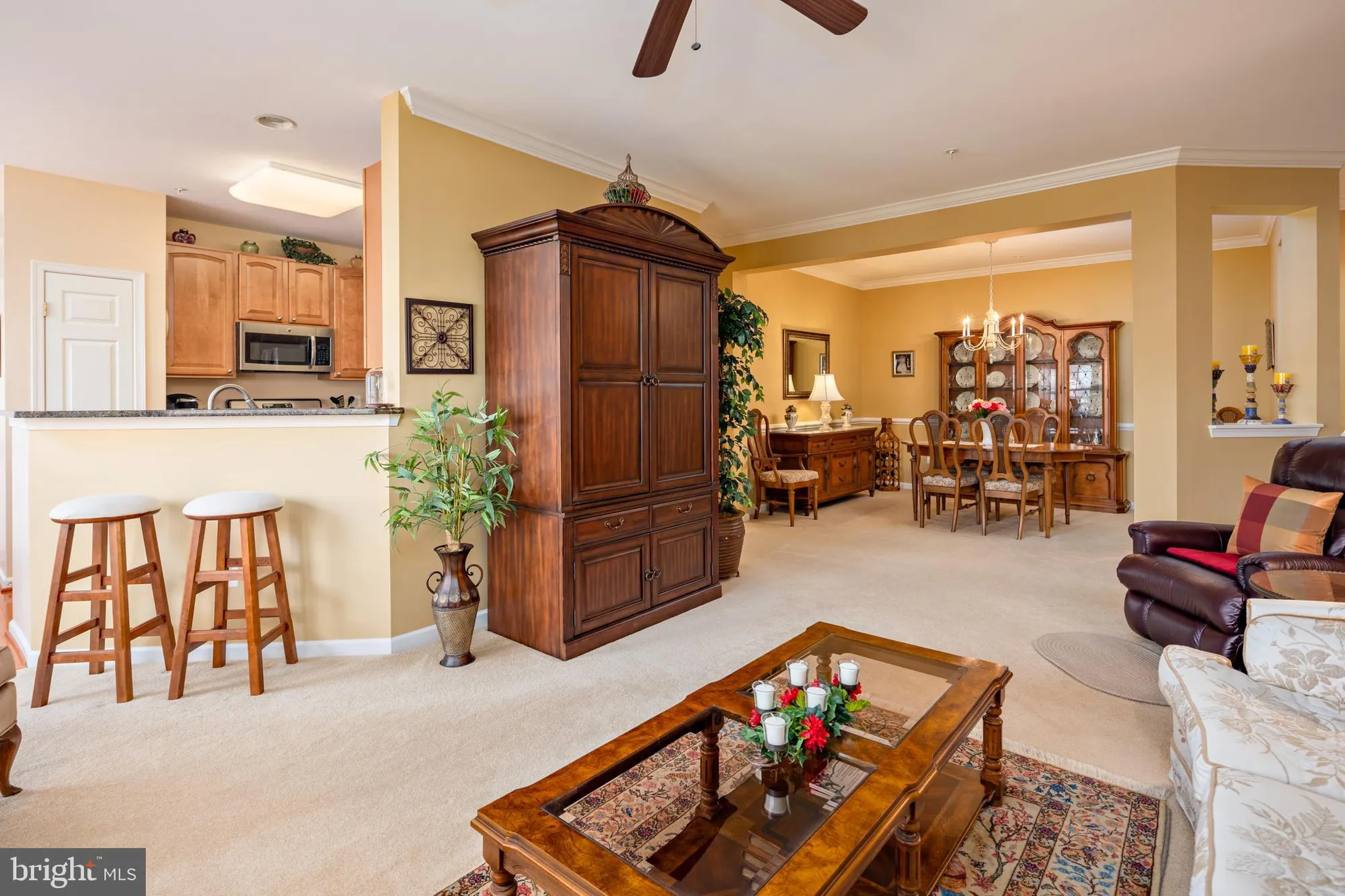 Property Slideshow image 7 of 32 | 8115 yellow pine dr l, Ellicott City, MD, 21043