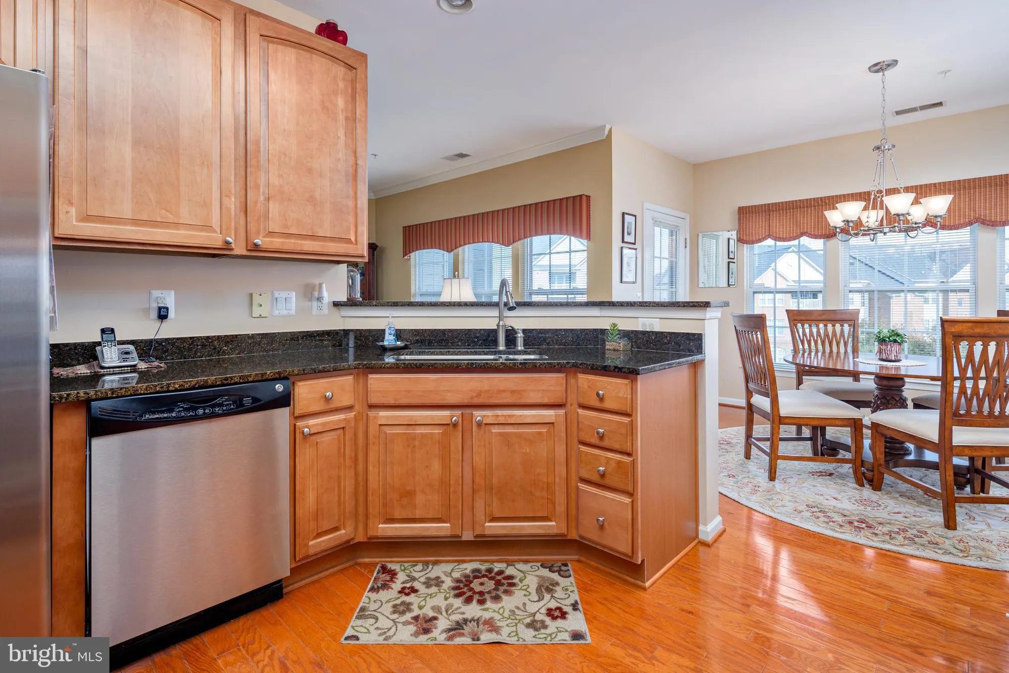 Property Slideshow image 13 of 32 | 8115 yellow pine dr l, Ellicott City, MD, 21043