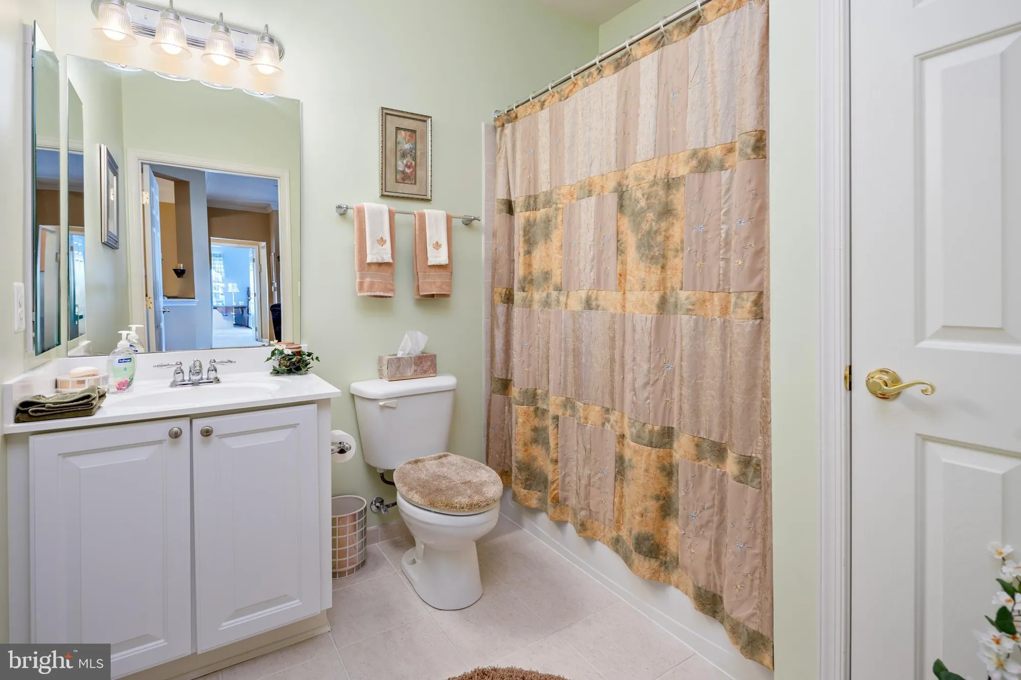 Property Slideshow image 29 of 32 | 8115 yellow pine dr l, Ellicott City, MD, 21043