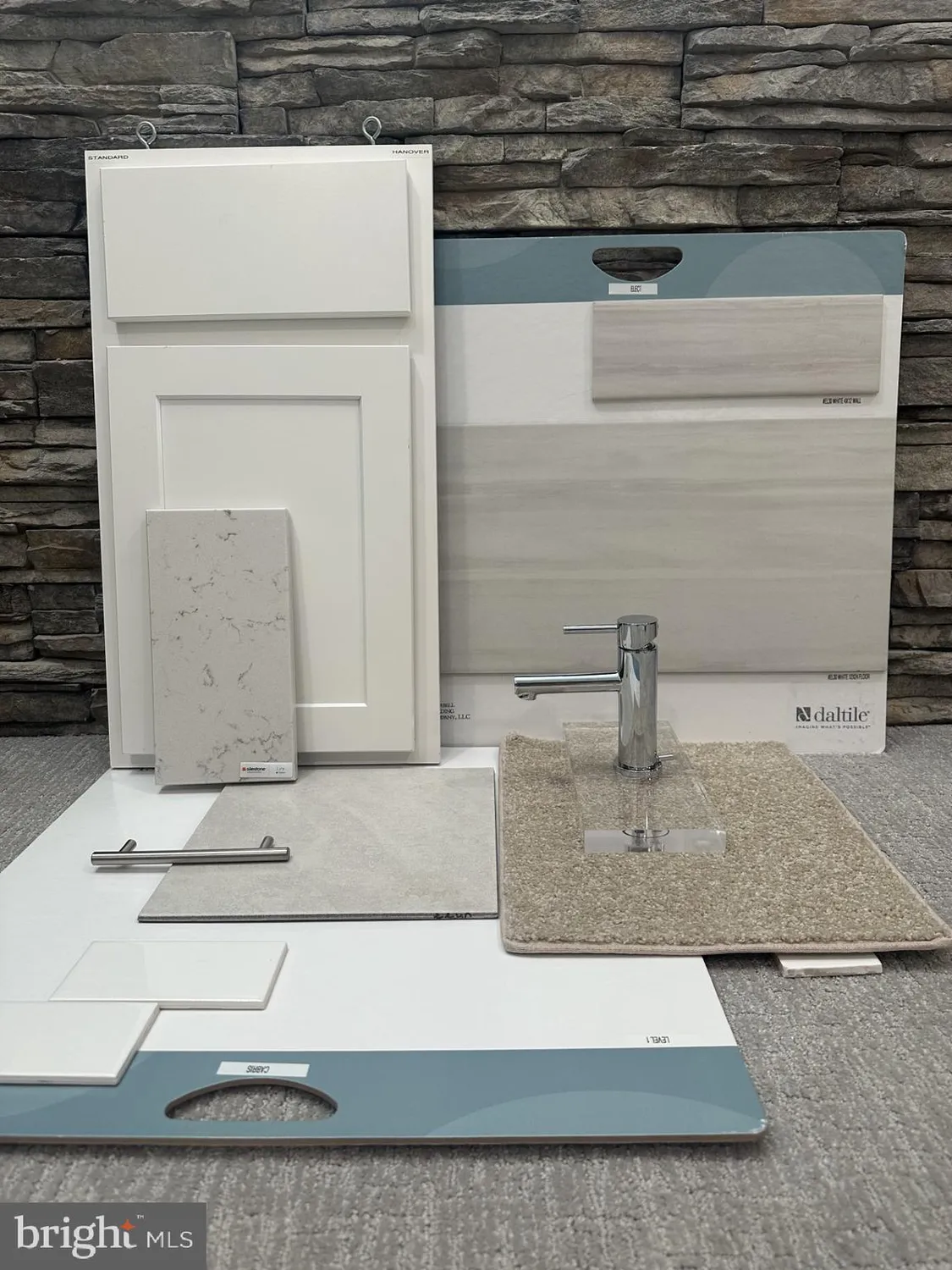 Property Slideshow image 5 of 43 | 33 kay chiarello way, Hamilton, NJ, 08690