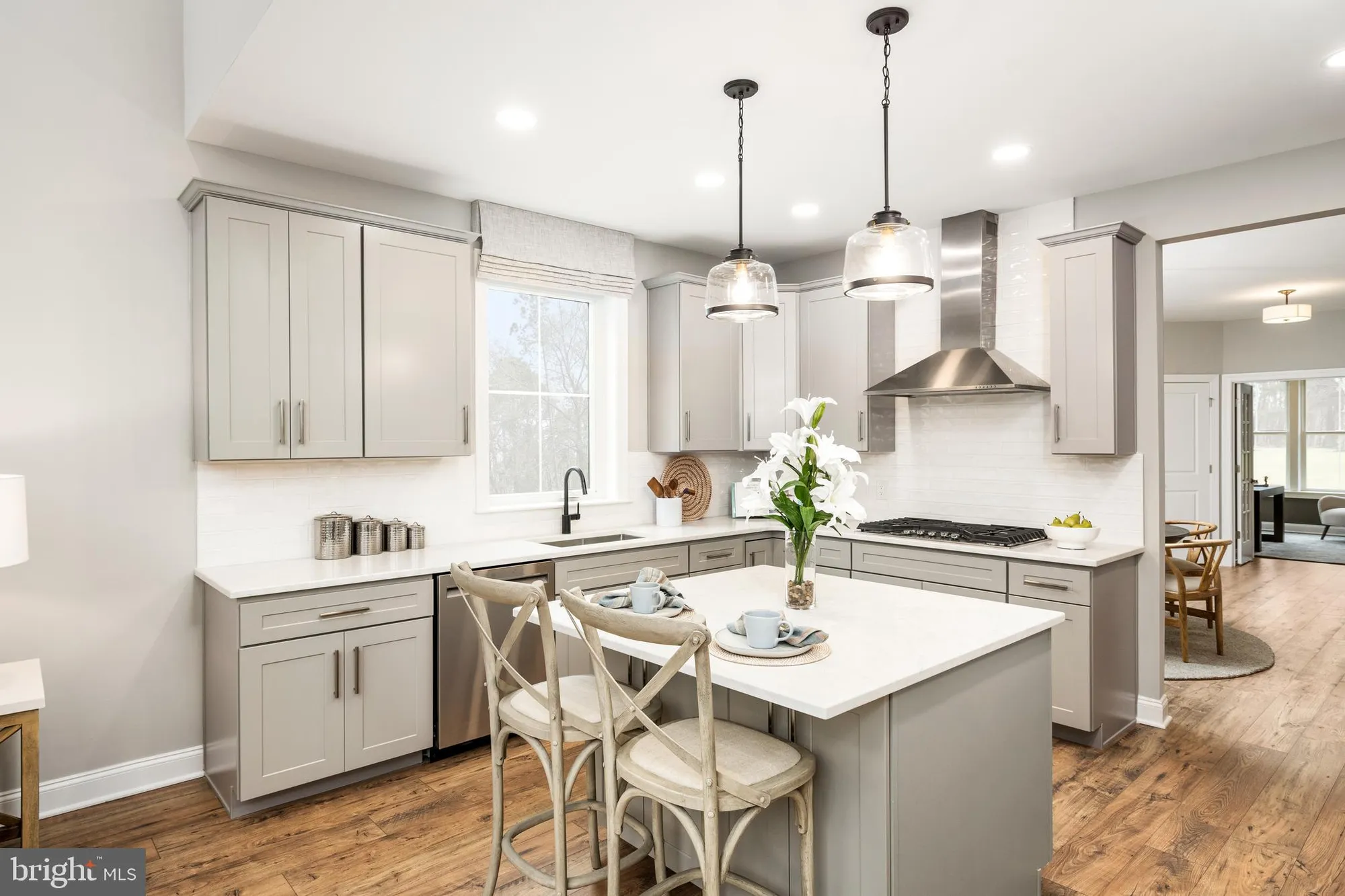 Property Slideshow image 17 of 63 | 5 sportsman blvd, Hamilton, NJ, 08690