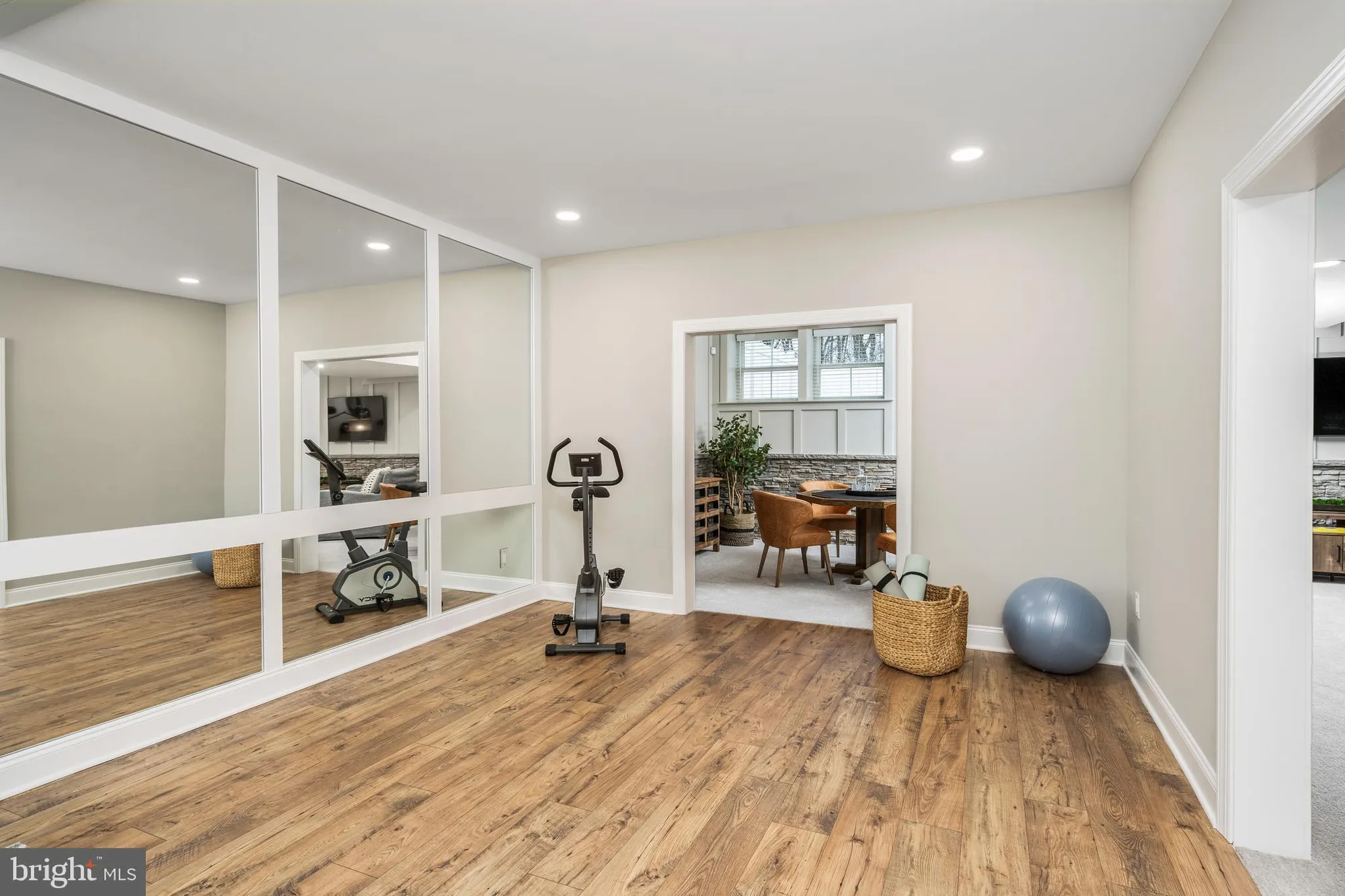 Property Slideshow image 49 of 63 | 5 sportsman blvd, Hamilton, NJ, 08690