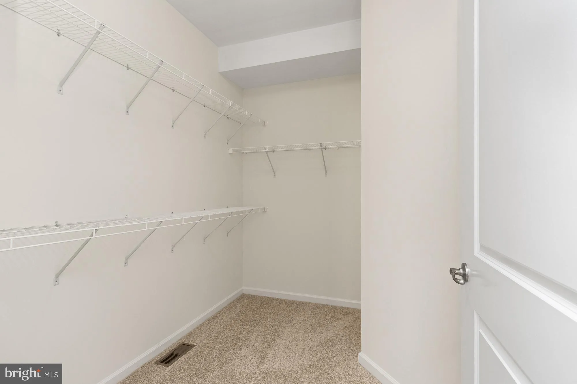 Property Slideshow image 17 of 53 | 331 tufton cir # 102, Fallston, MD, 21047