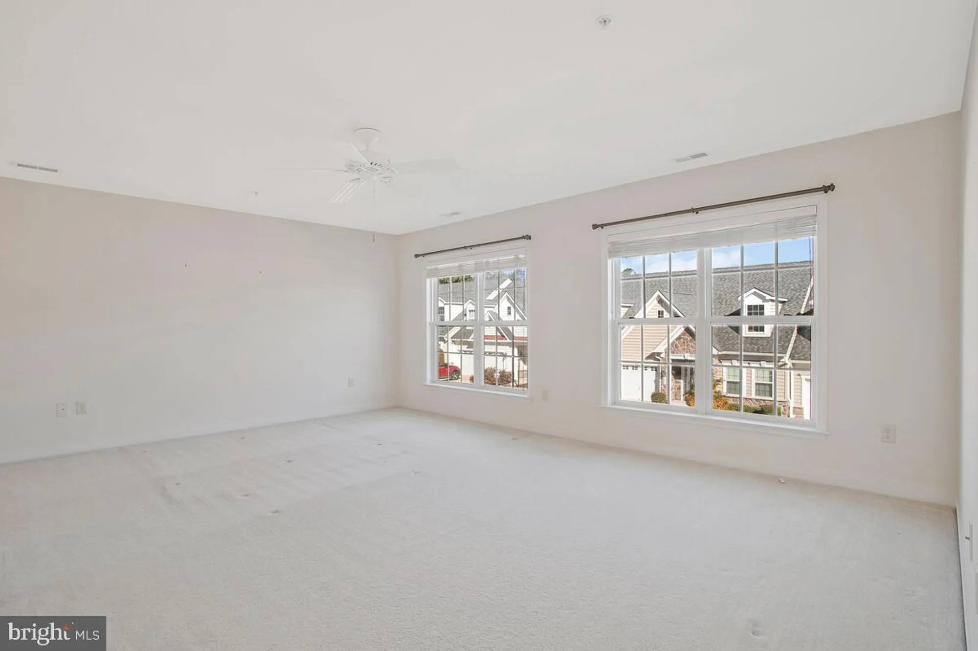 Property Slideshow image 35 of 75 | 8656 vast rose dr 23, Columbia, MD, 21045