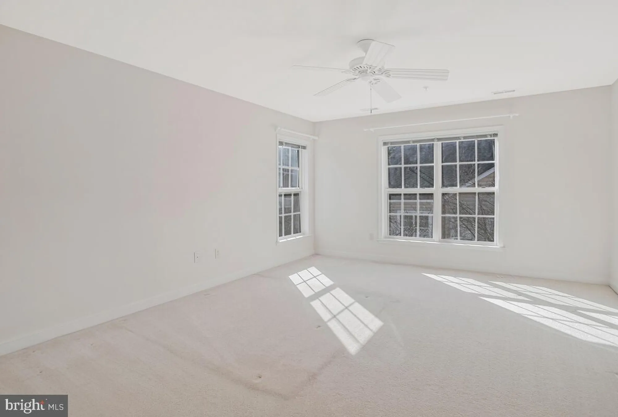 Property Slideshow image 46 of 75 | 8656 vast rose dr 23, Columbia, MD, 21045