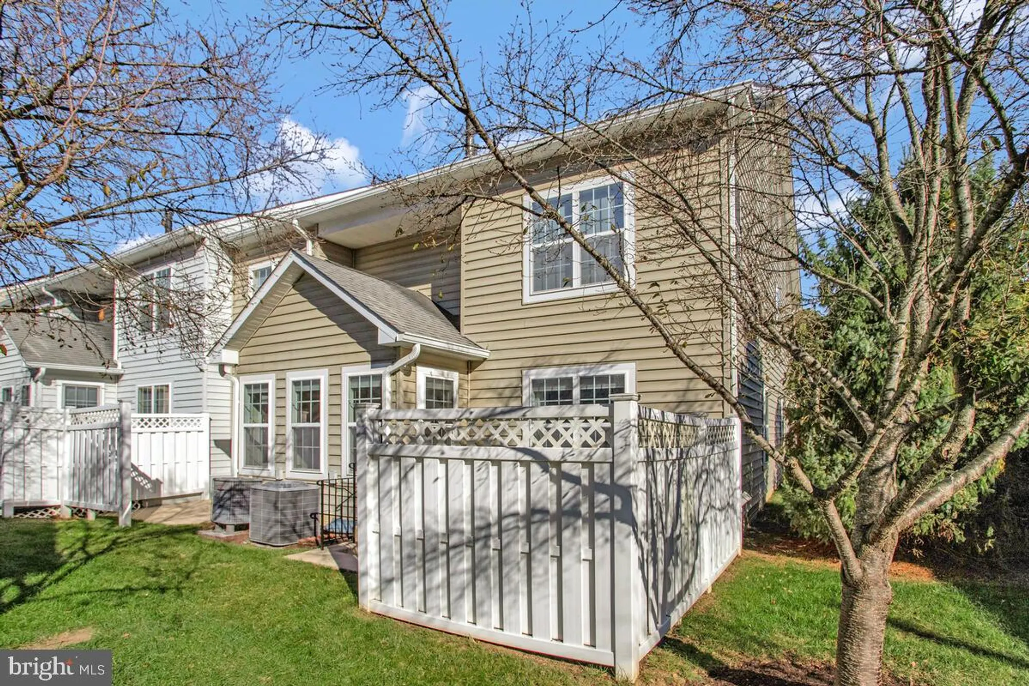 Property Slideshow image 63 of 75 | 8656 vast rose dr 23, Columbia, MD, 21045