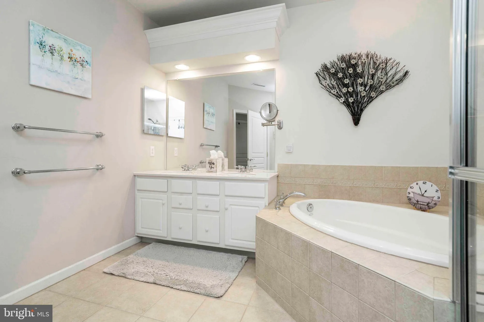 Property Slideshow image 18 of 37 | 1307 lilac ct, Upper Gwynedd, PA, 19446