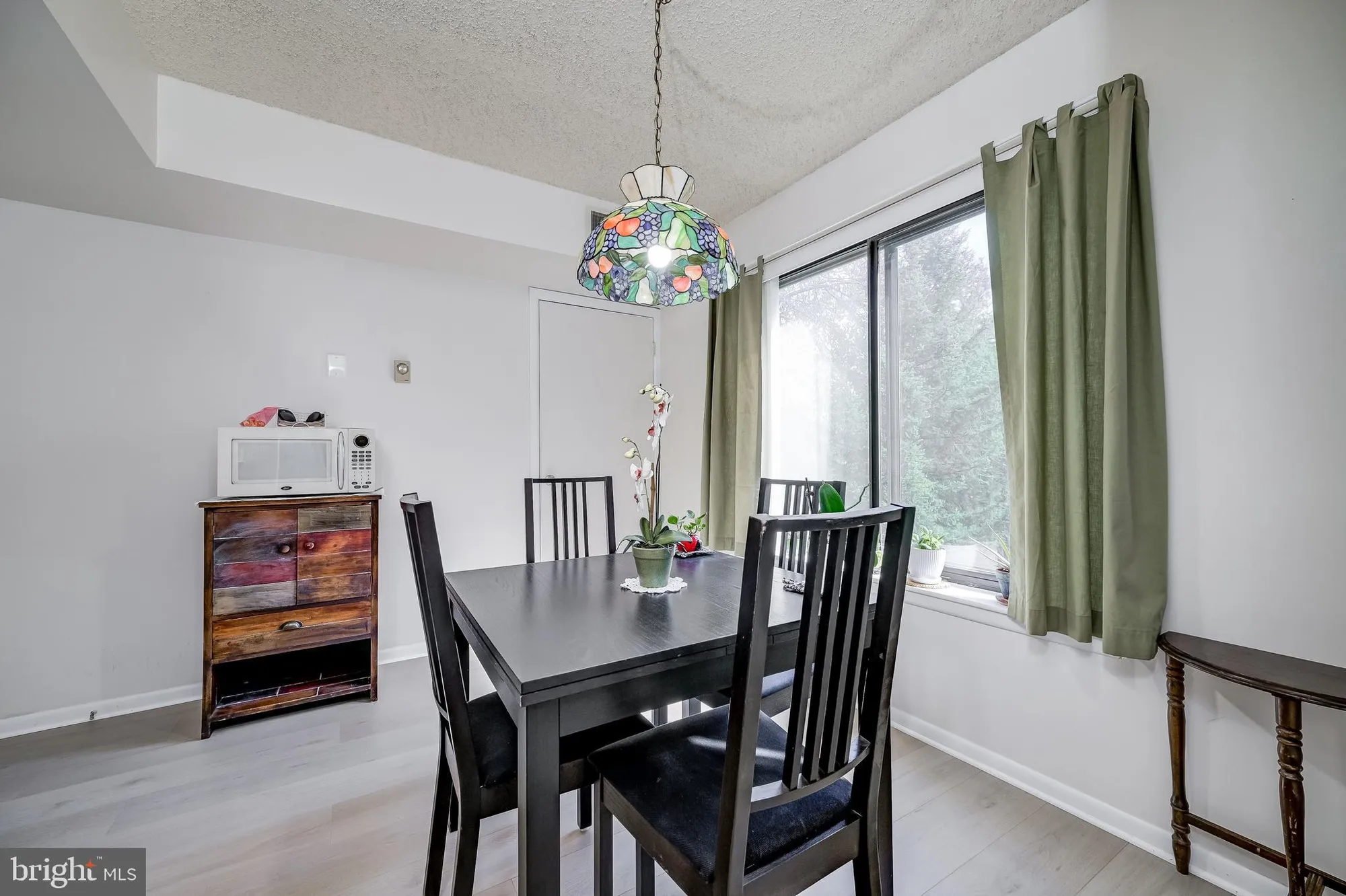 Property Slideshow image 12 of 42 | 15211 elkridge way 94-2f, Silver Spring, MD, 20906