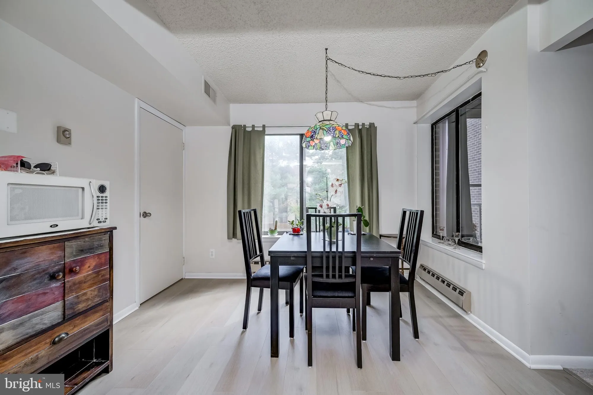 Property Slideshow image 13 of 42 | 15211 elkridge way 94-2f, Silver Spring, MD, 20906