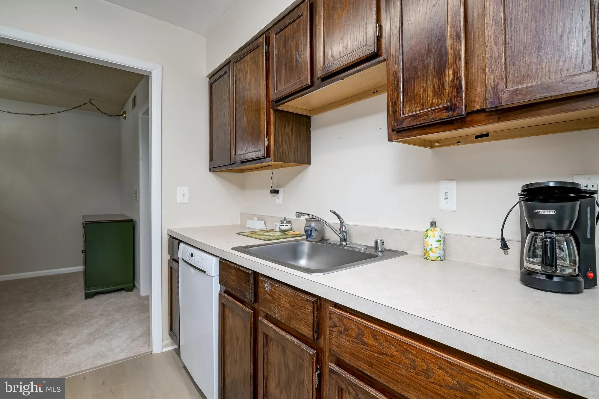 Property Slideshow image 17 of 42 | 15211 elkridge way 94-2f, Silver Spring, MD, 20906