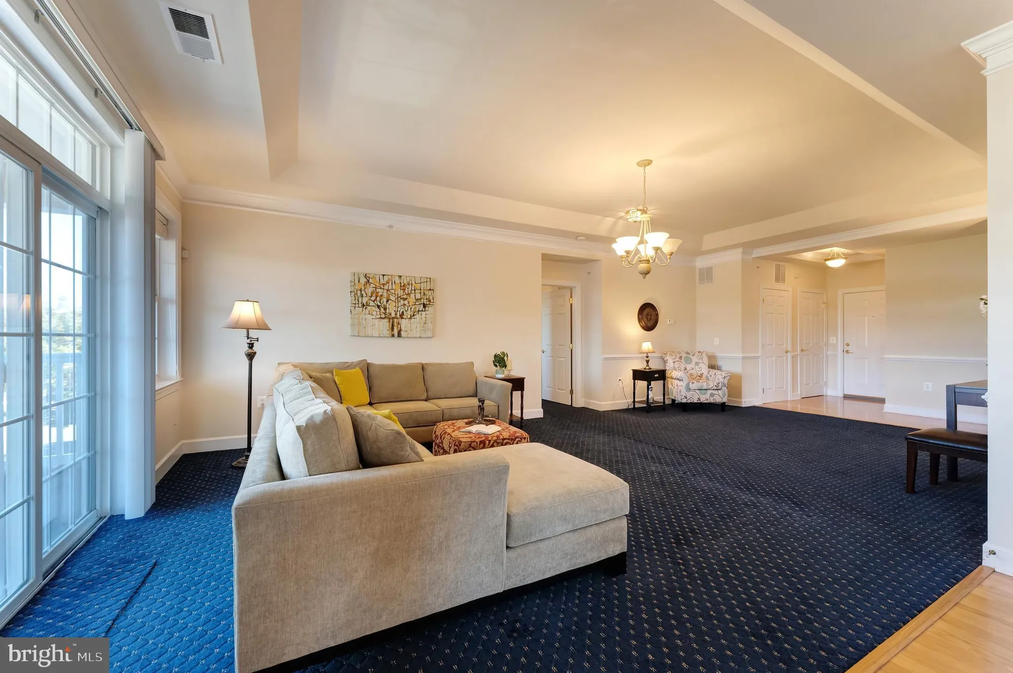 Property Slideshow image 10 of 39 | 15251 royal crest dr apt 306, Haymarket, VA, 20169