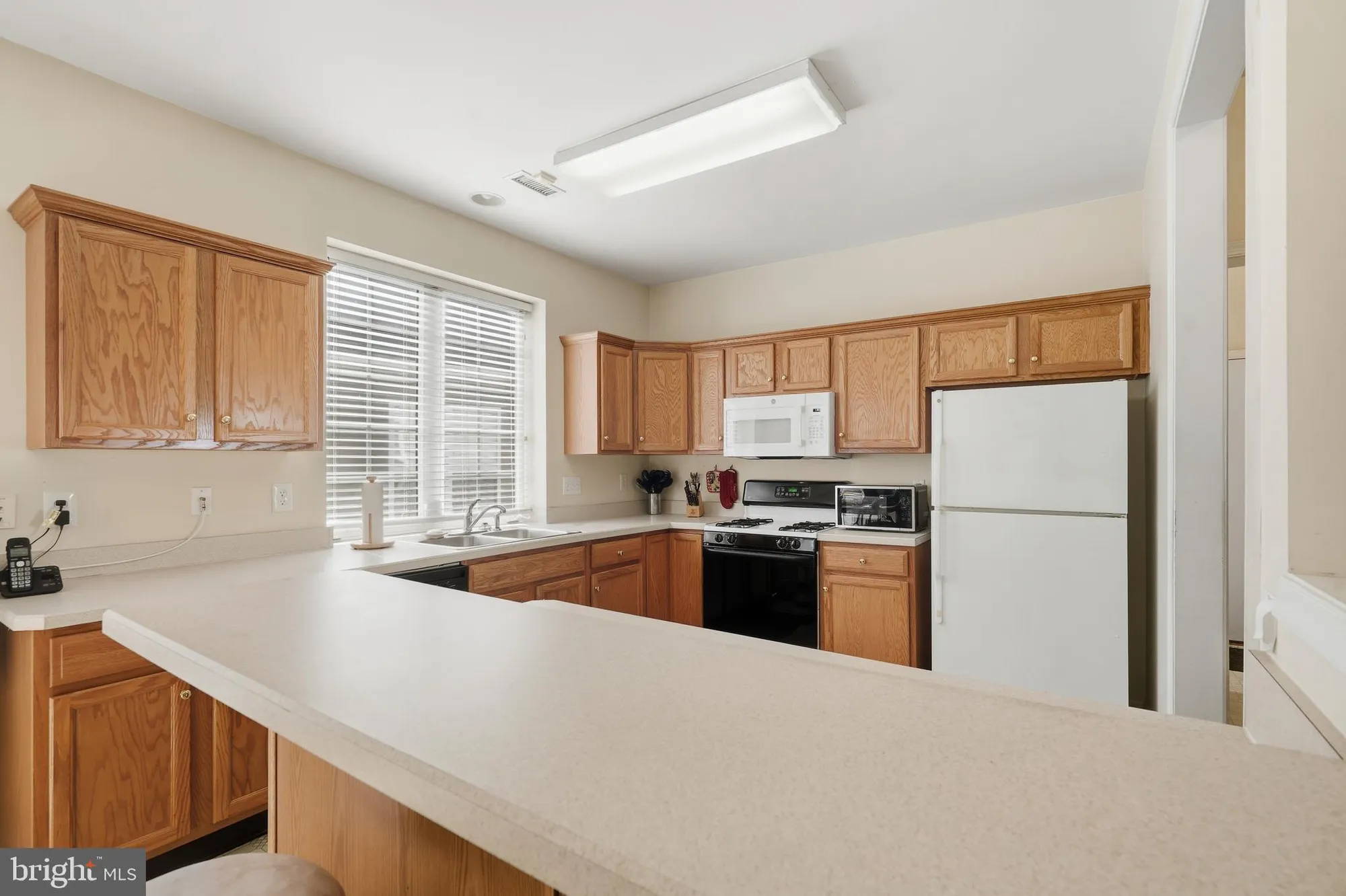 Property Slideshow image 19 of 56 | 29 pennington ct, Delanco, NJ, 08075