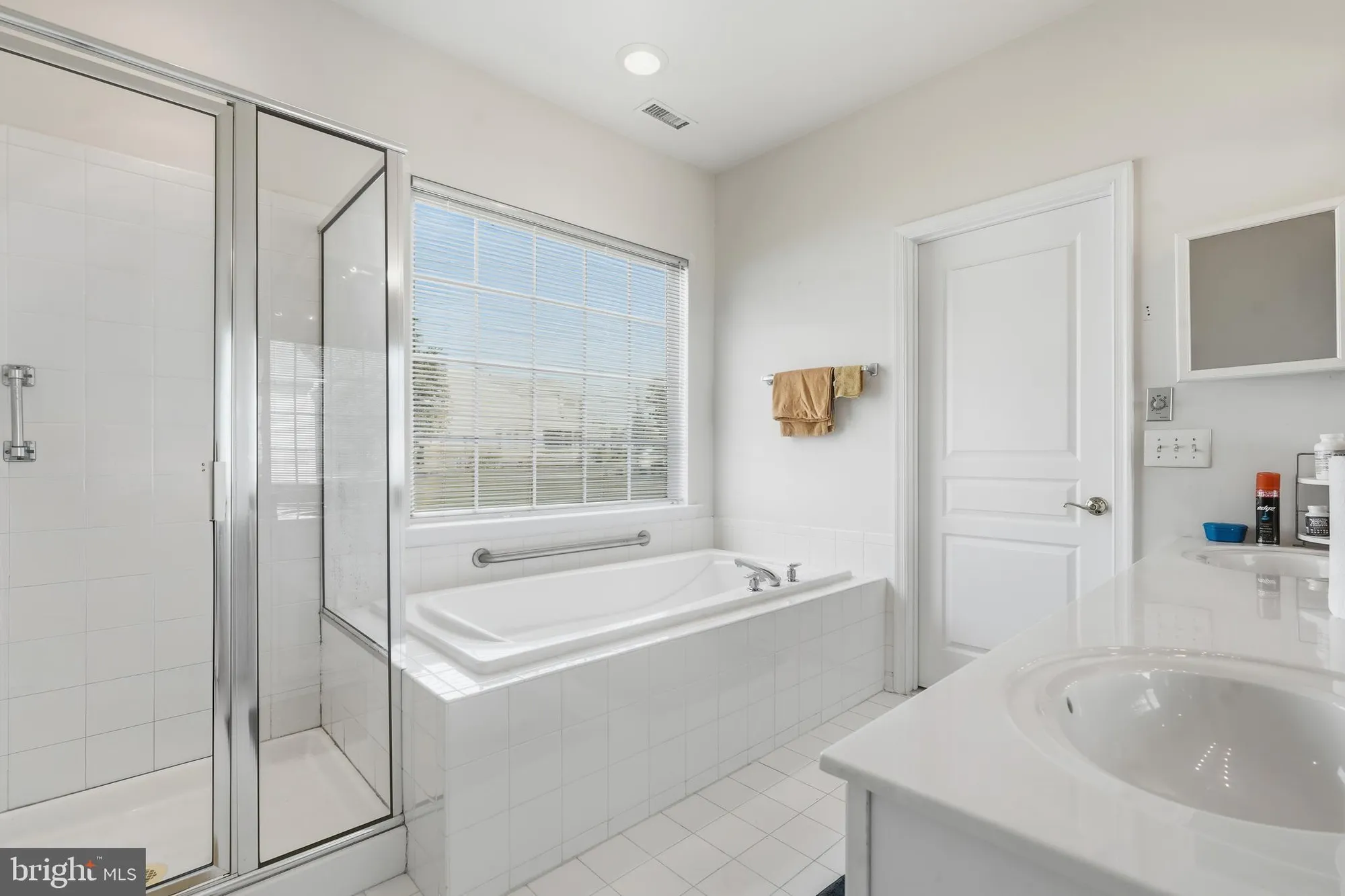 Property Slideshow image 30 of 56 | 29 pennington ct, Delanco, NJ, 08075