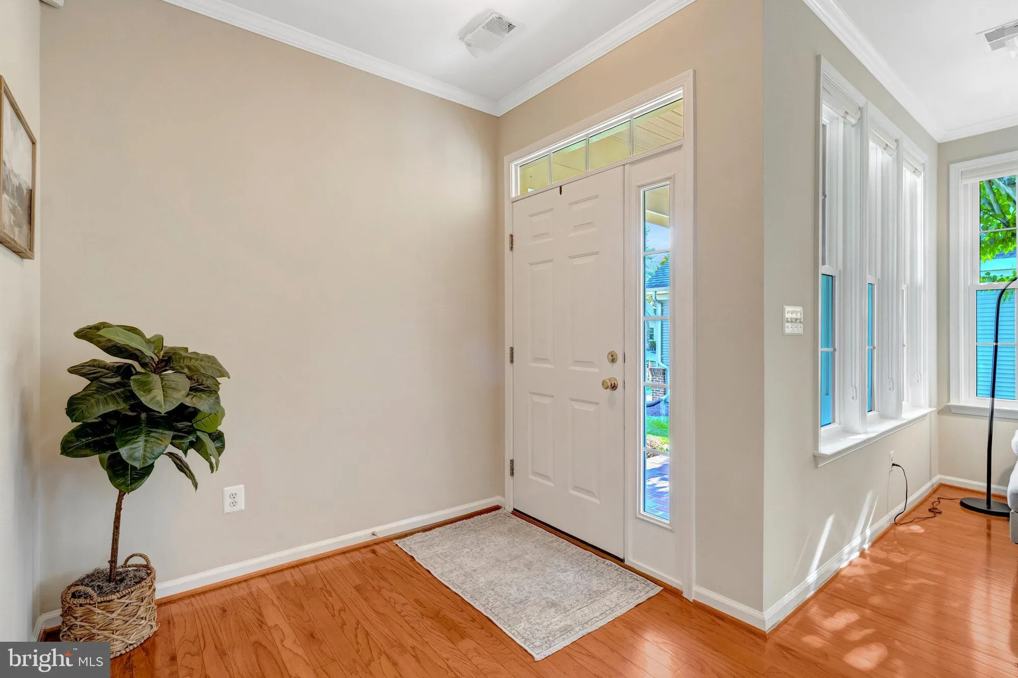 Property Slideshow image 4 of 55 | 6524 box elder loop, Gainesville, VA, 20155