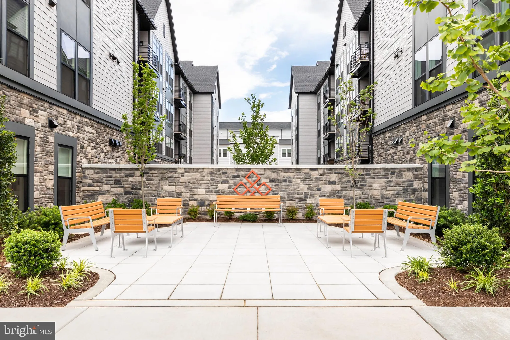 Property Slideshow image 2 of 11 | 23664 havelock walk ter apt 101, Ashburn, VA, 20148