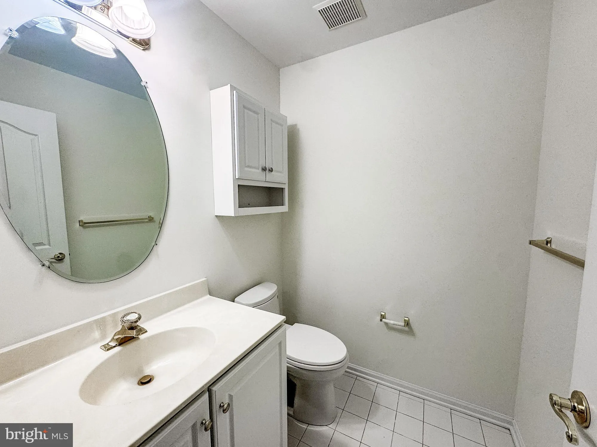 Property Slideshow image 11 of 30 | 133 lynthwaite farm ln, Wilmington, DE, 19803