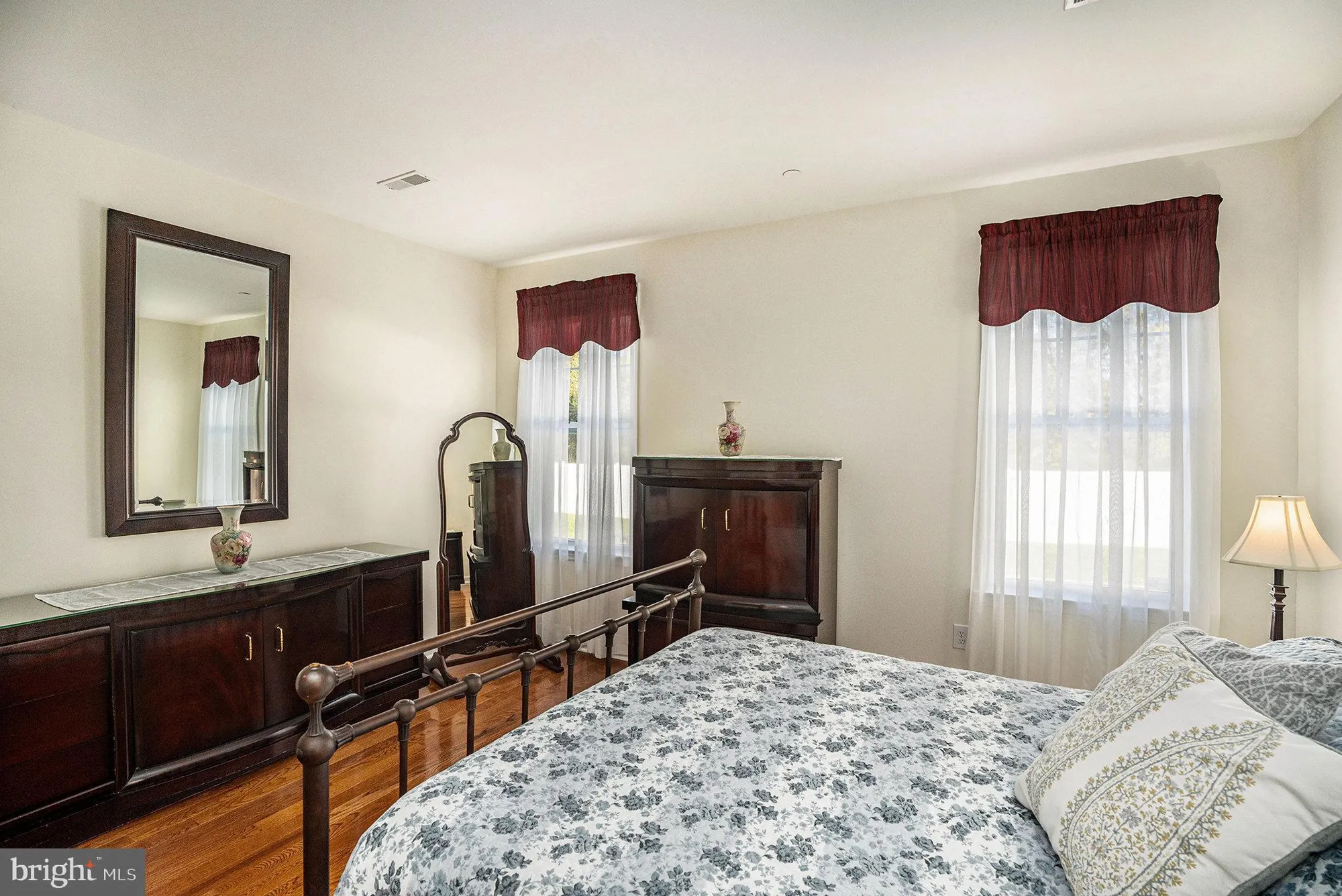 Property Slideshow image 15 of 19 | 15022 dahlia dr, Philadelphia, PA, 19116