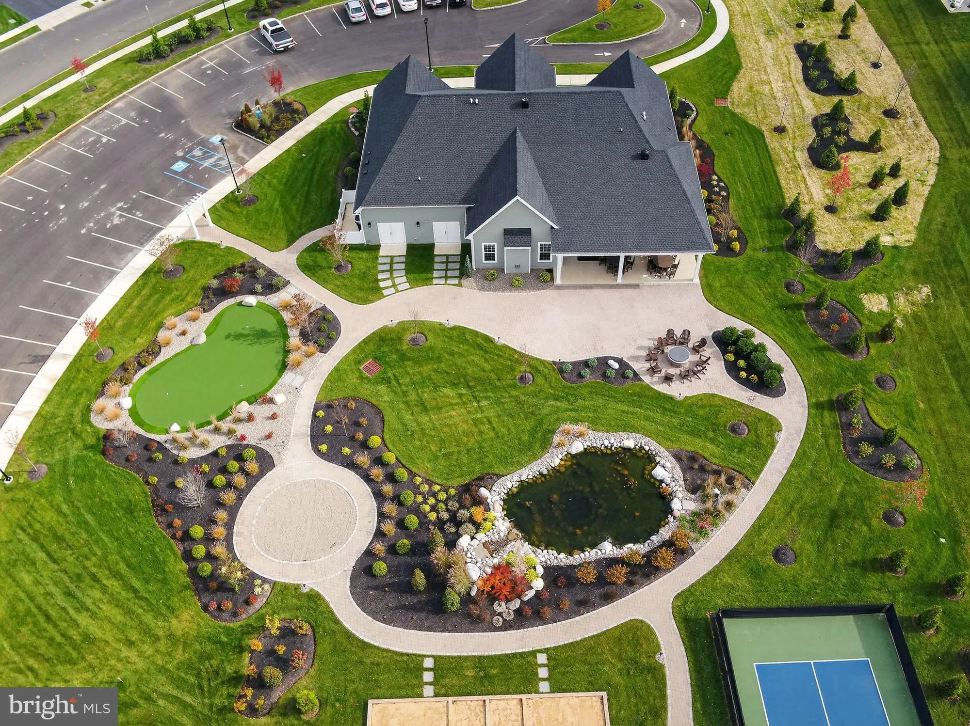 Property Slideshow image 18 of 52 | 3715 castleton dr, Williamstown, NJ, 08094