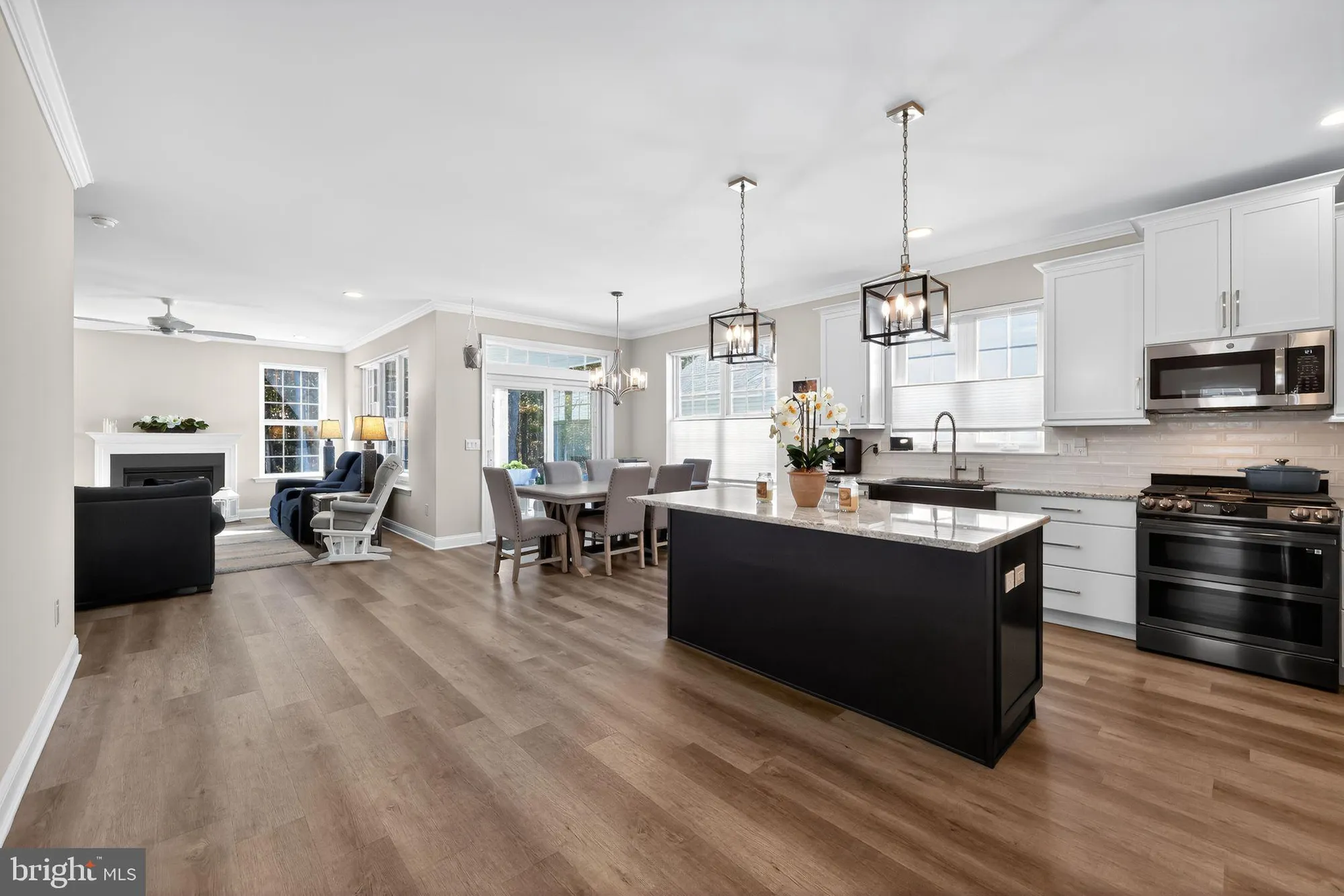 Property Slideshow image 33 of 52 | 3715 castleton dr, Williamstown, NJ, 08094
