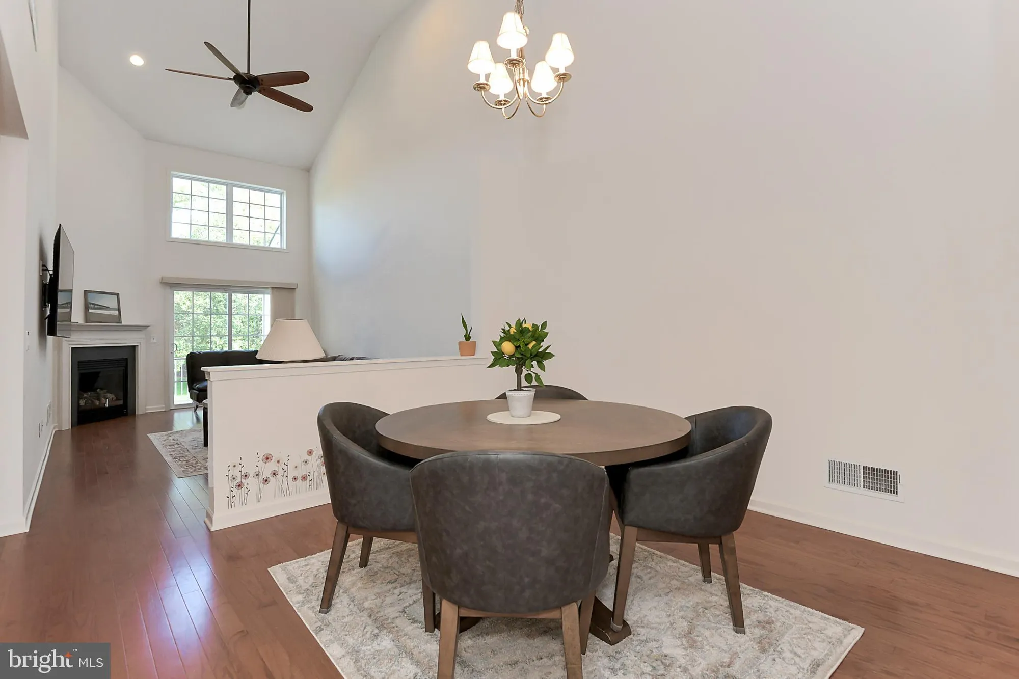 Property Slideshow image 12 of 41 | 802 schindler dr n, Monmouth Junction, NJ, 08852