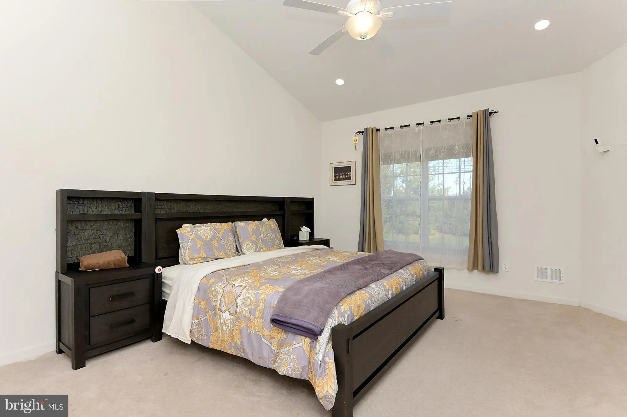 Property Slideshow image 28 of 41 | 802 schindler dr n, Monmouth Junction, NJ, 08852