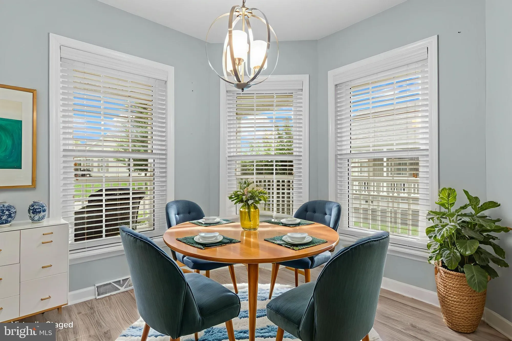 Property Slideshow image 8 of 32 | 620 eucalyptus way, Blue Bell, PA, 19422