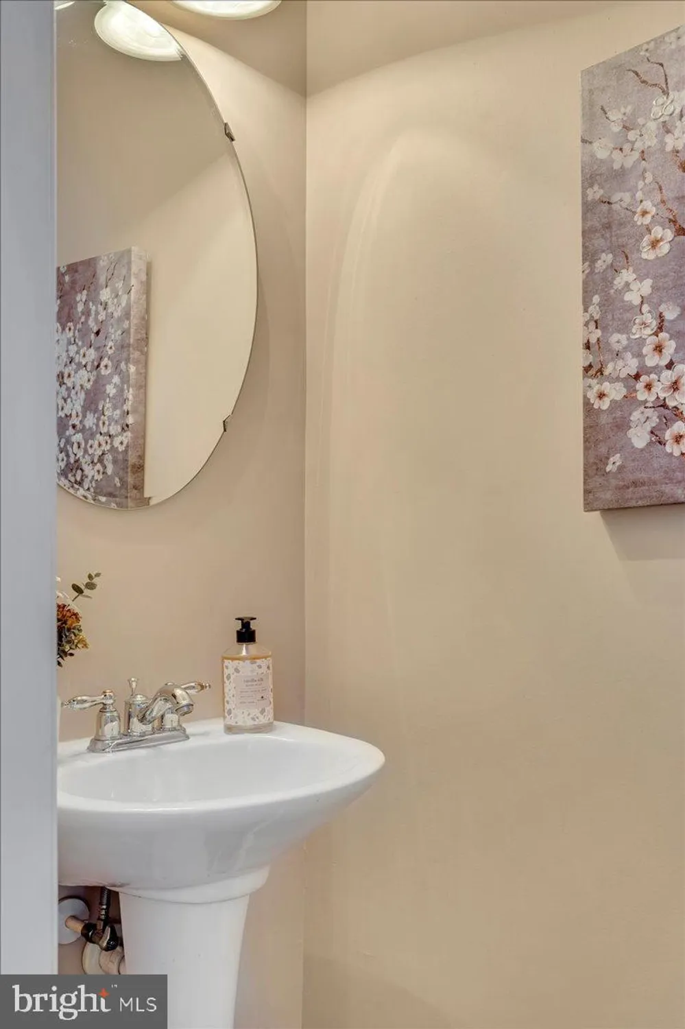 Property Slideshow image 20 of 38 | 116 landis way, Wilmington, DE, 19803