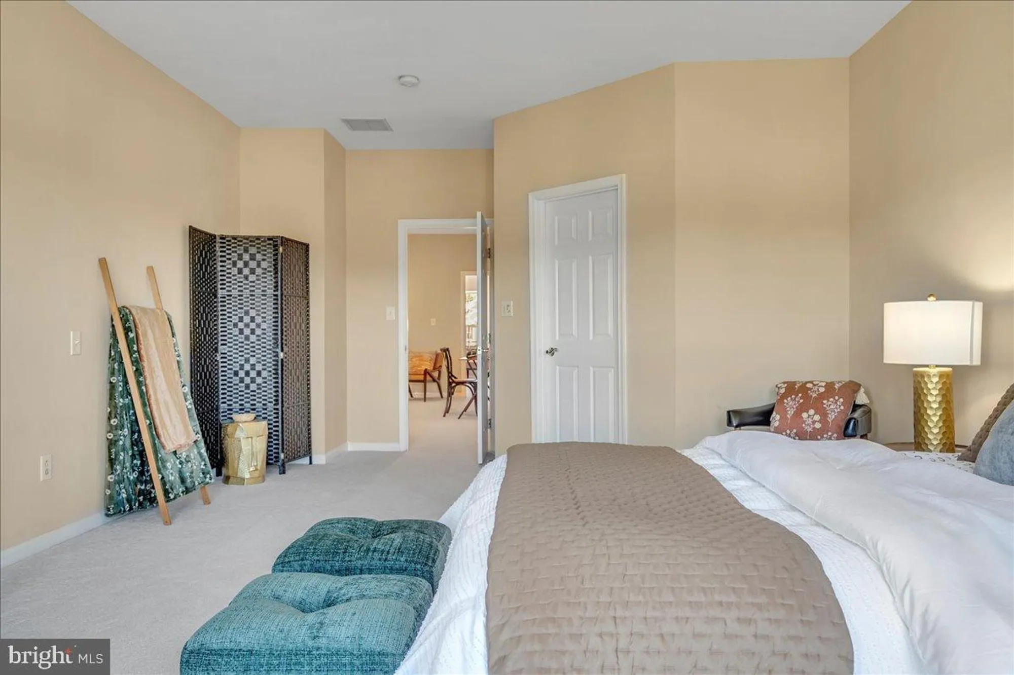 Property Slideshow image 28 of 38 | 116 landis way, Wilmington, DE, 19803