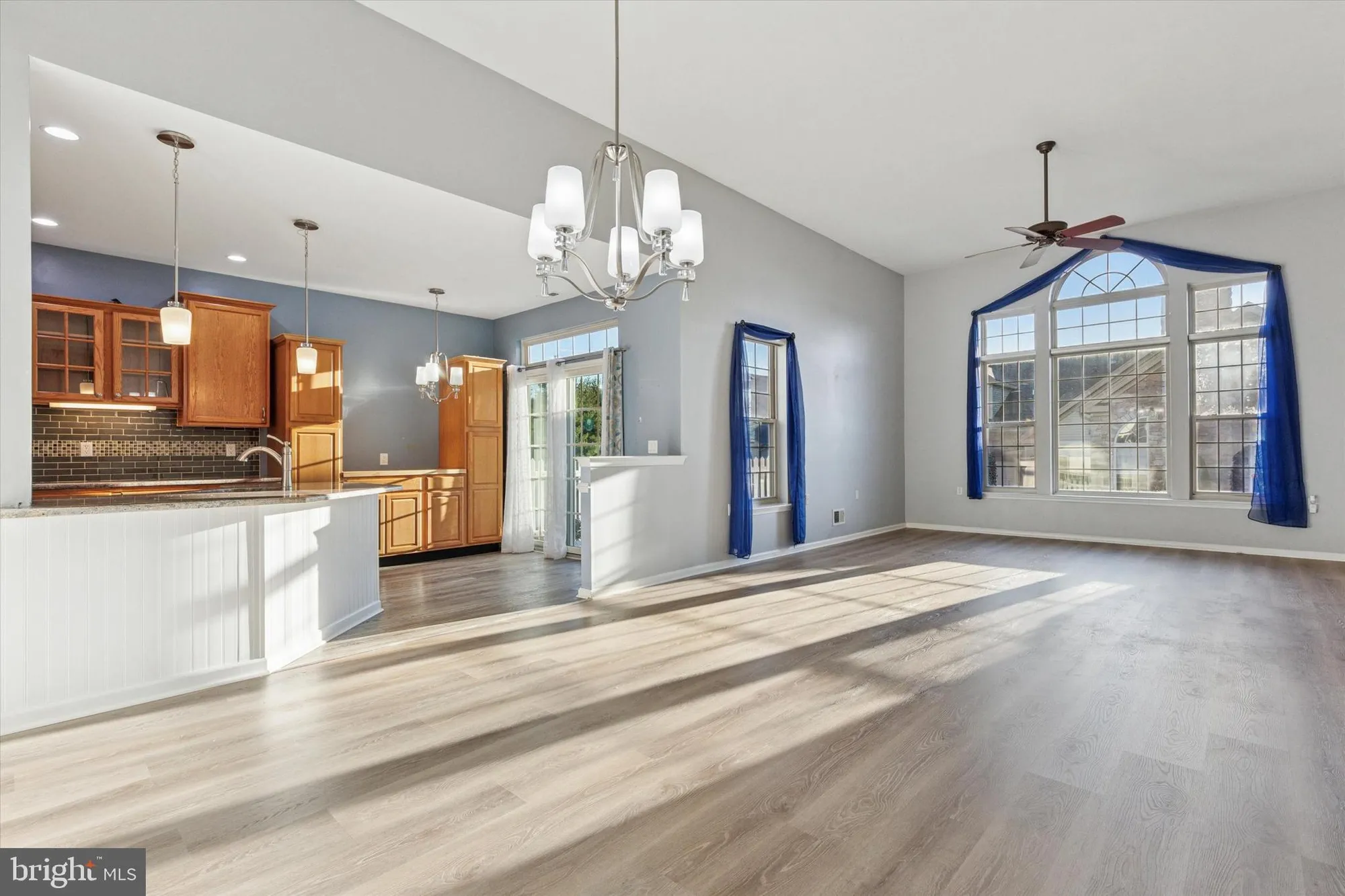 Property Slideshow image 5 of 33 | 64 legacy oaks dr, Richboro, PA, 18954