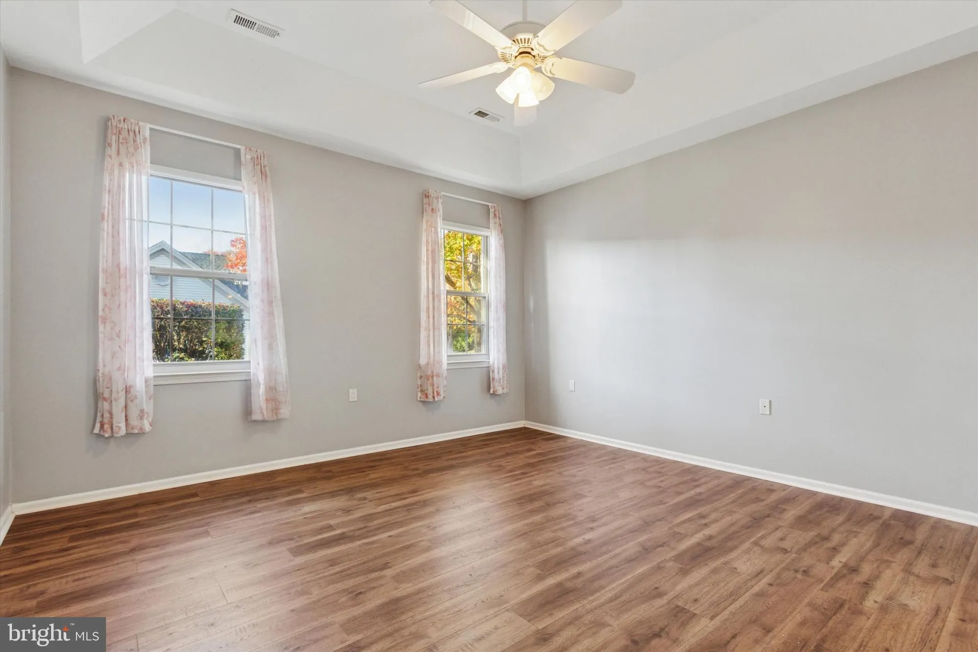 Property Slideshow image 16 of 33 | 64 legacy oaks dr, Richboro, PA, 18954