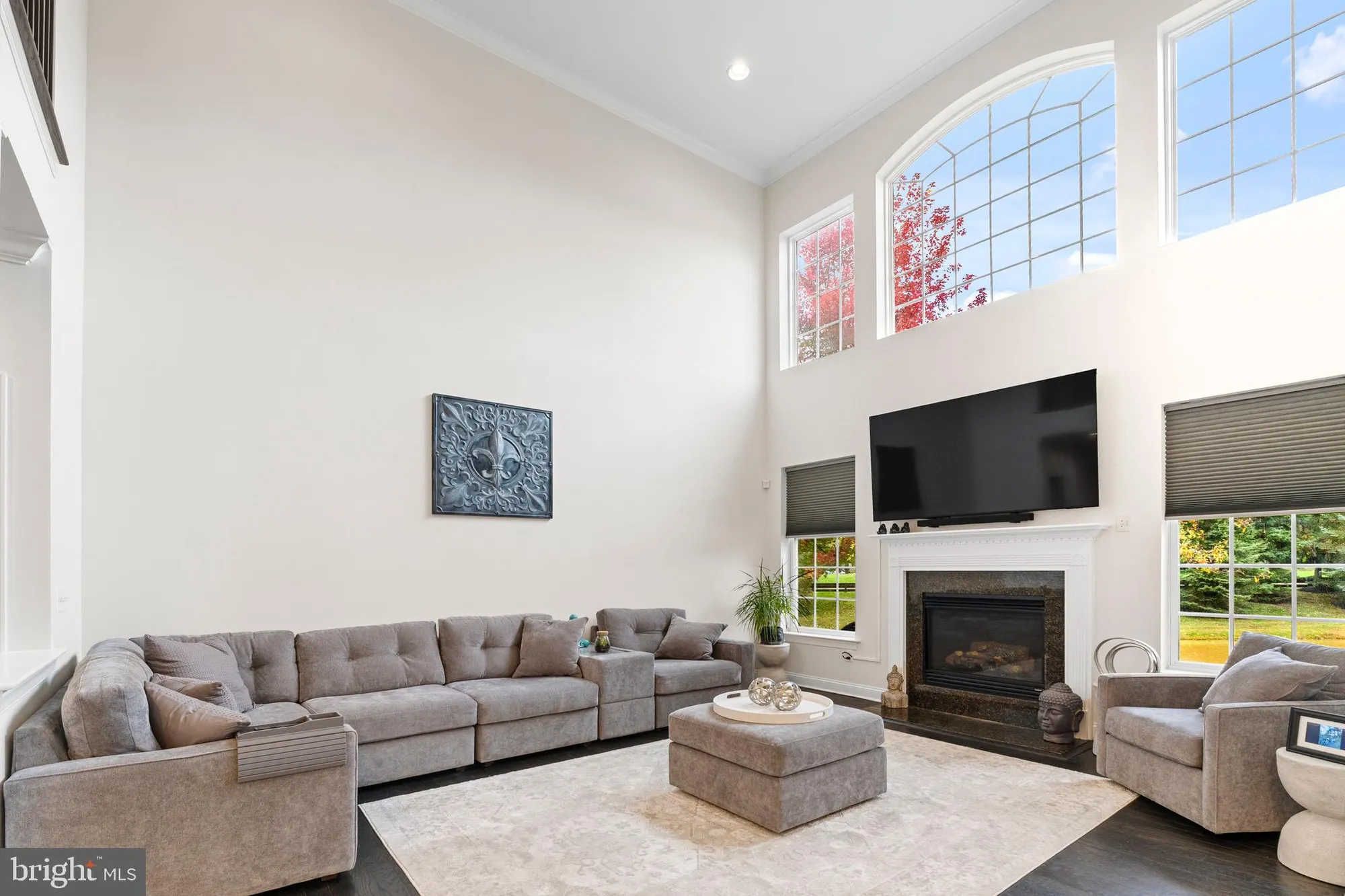Property Slideshow image 6 of 48 | 23 barton dr, Hightstown, NJ, 08520