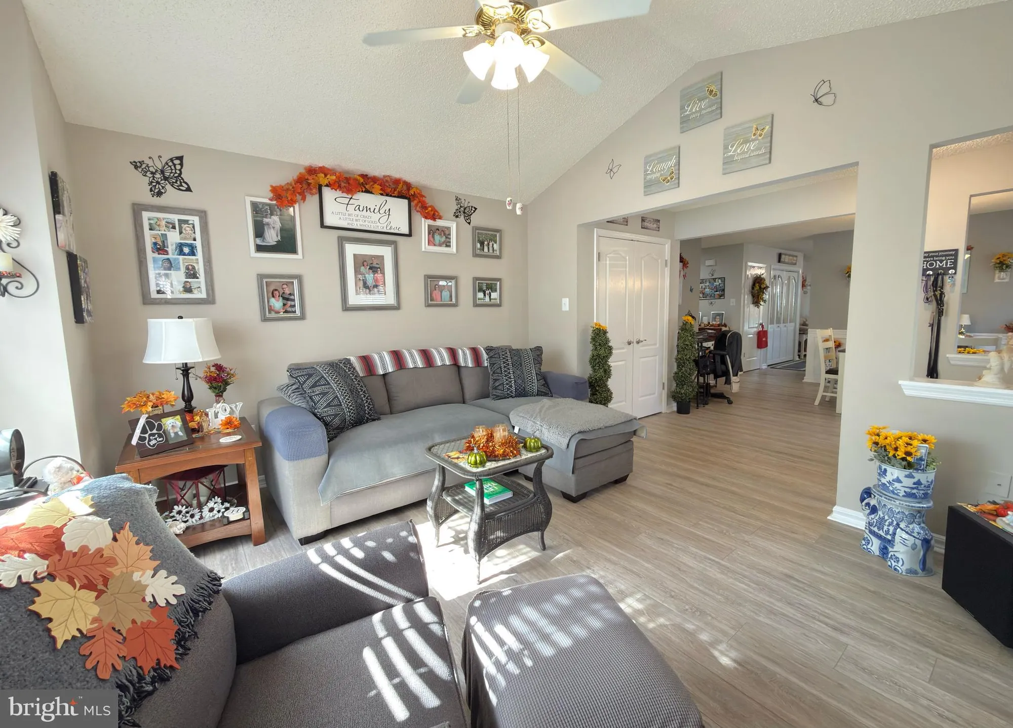 Property Slideshow image 6 of 27 | 617 saint vincent ct, Williamstown, NJ, 08094