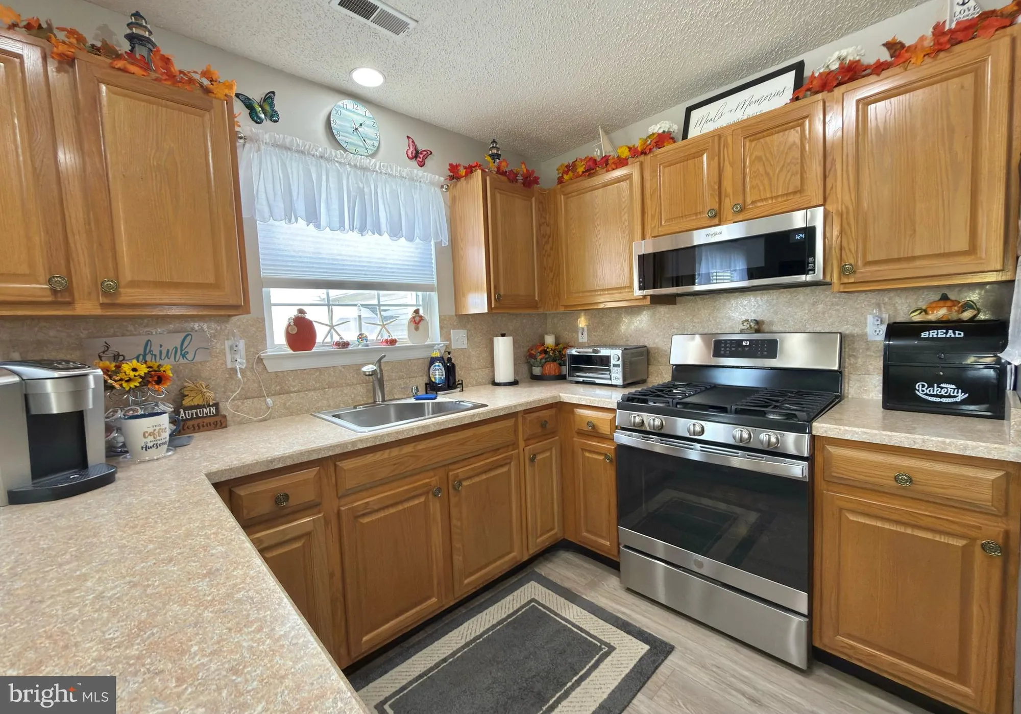 Property Slideshow image 11 of 27 | 617 saint vincent ct, Williamstown, NJ, 08094
