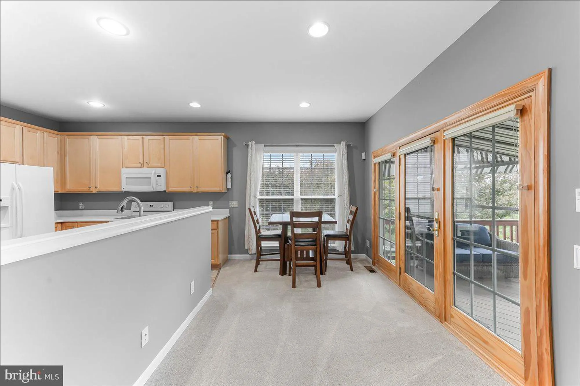 Property Slideshow image 6 of 35 | 622 martin dr, Avondale, PA, 19311